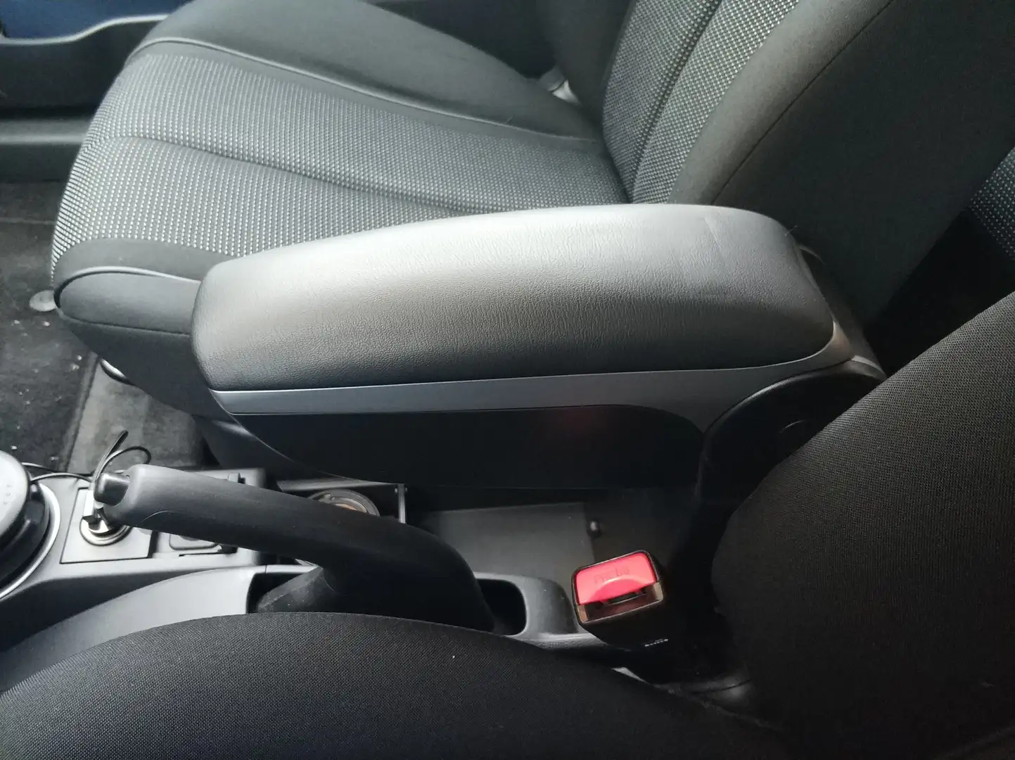 Mazda 2 2 II 2007 3p 1.3 Fun 86cv Bianco - 2