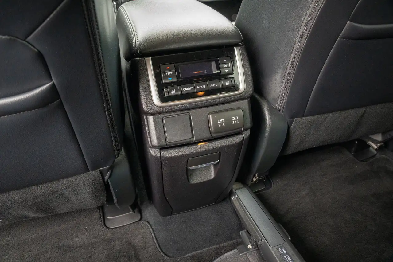 Subaru Ascent fotografie Subaru Ascent