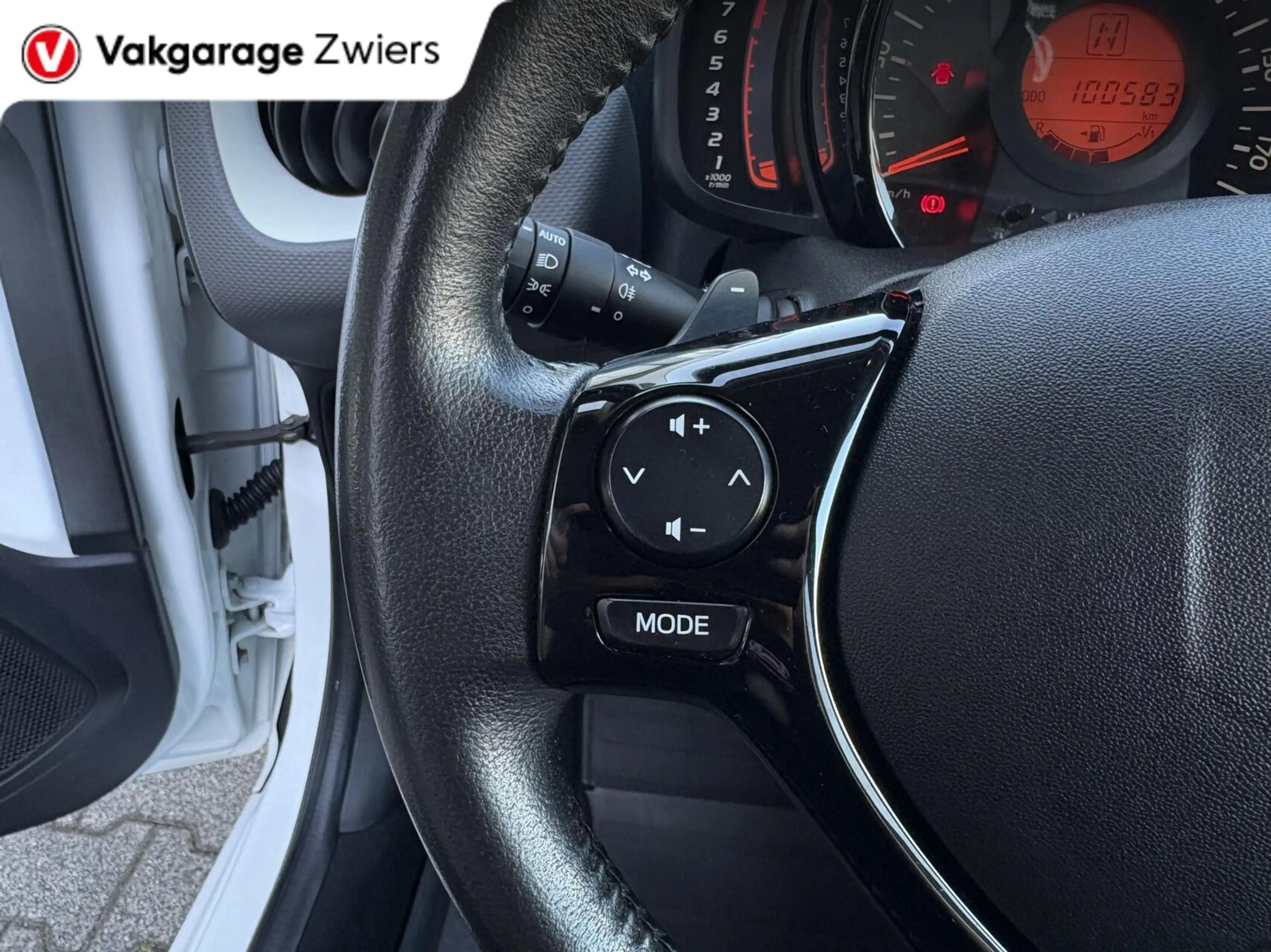 Citroen C1 1.0 VTi Shine Automaat Airco Camera — photo 14