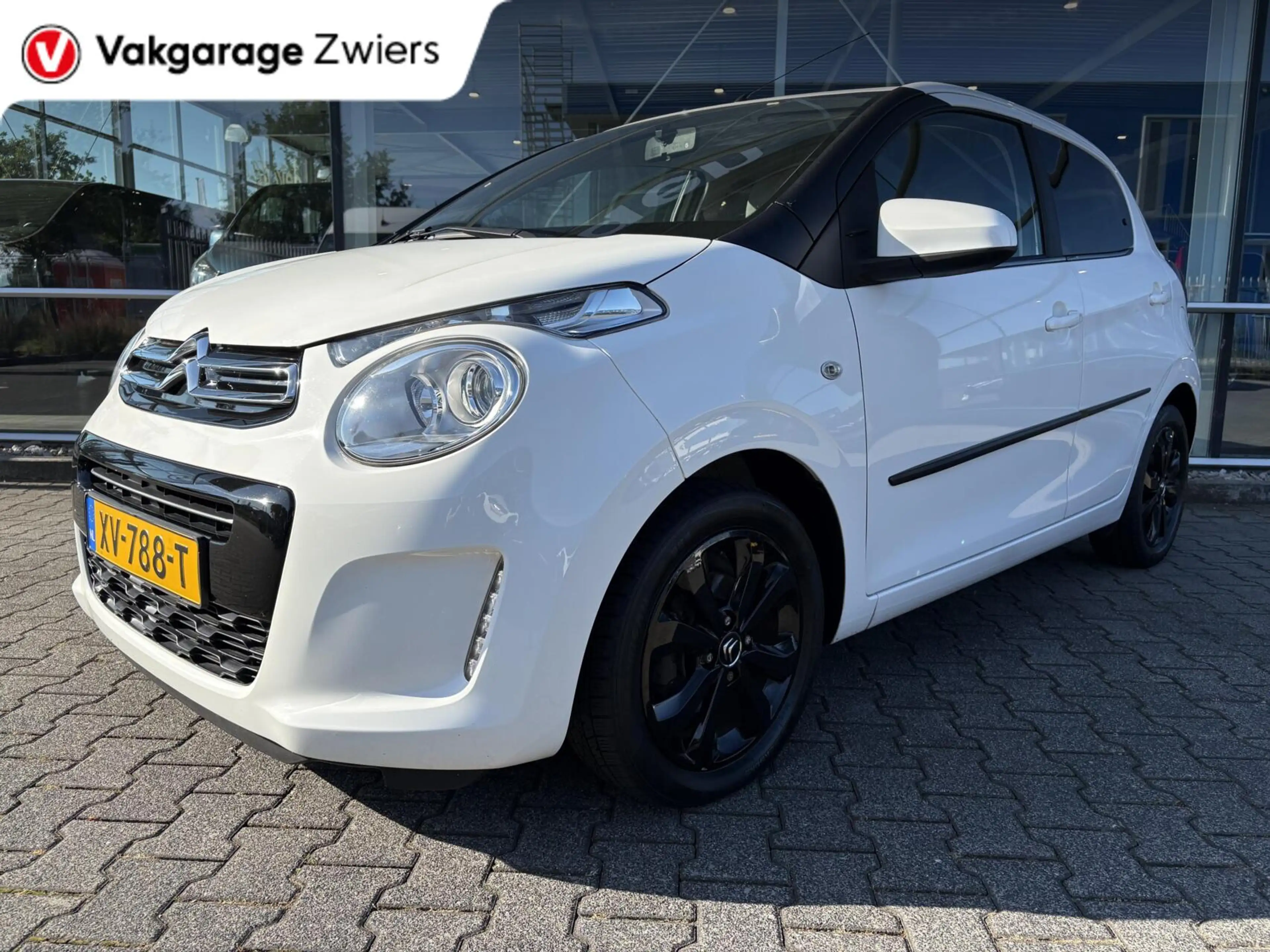 Citroen C1 1.0 VTi Shine Automaat Airco Camera