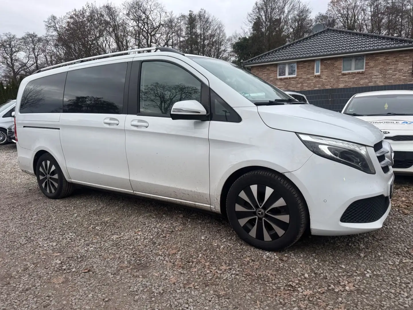 Mercedes-Benz V 220 d lang Edition *7-SITZER/AHK/KAMERA* Weiß - 1