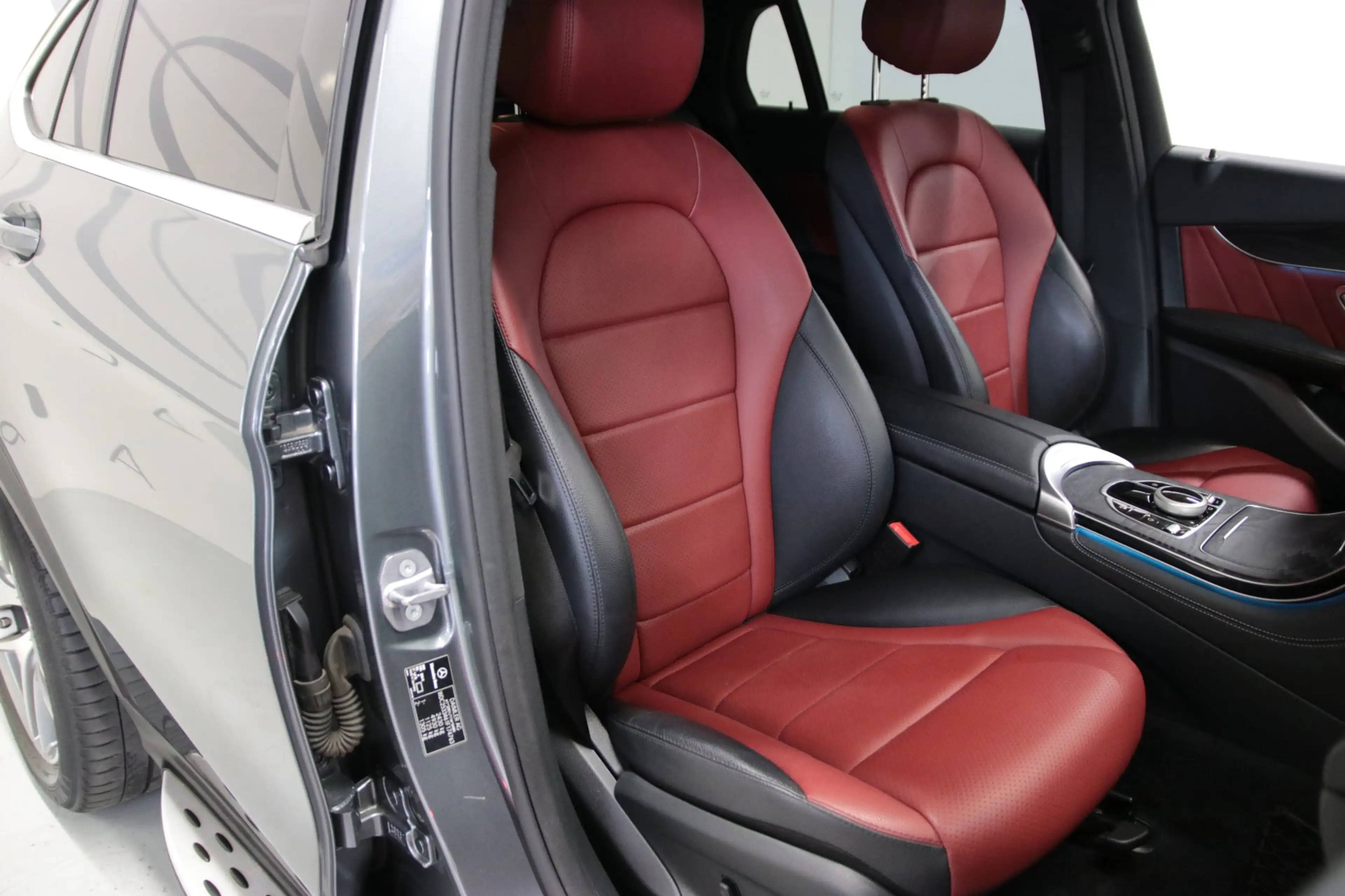 Mercedes-Benz GLC 250 Coupé 4MATIC/ AMG-line/ Trekhaak/ Achteruitrijcame — photo 6