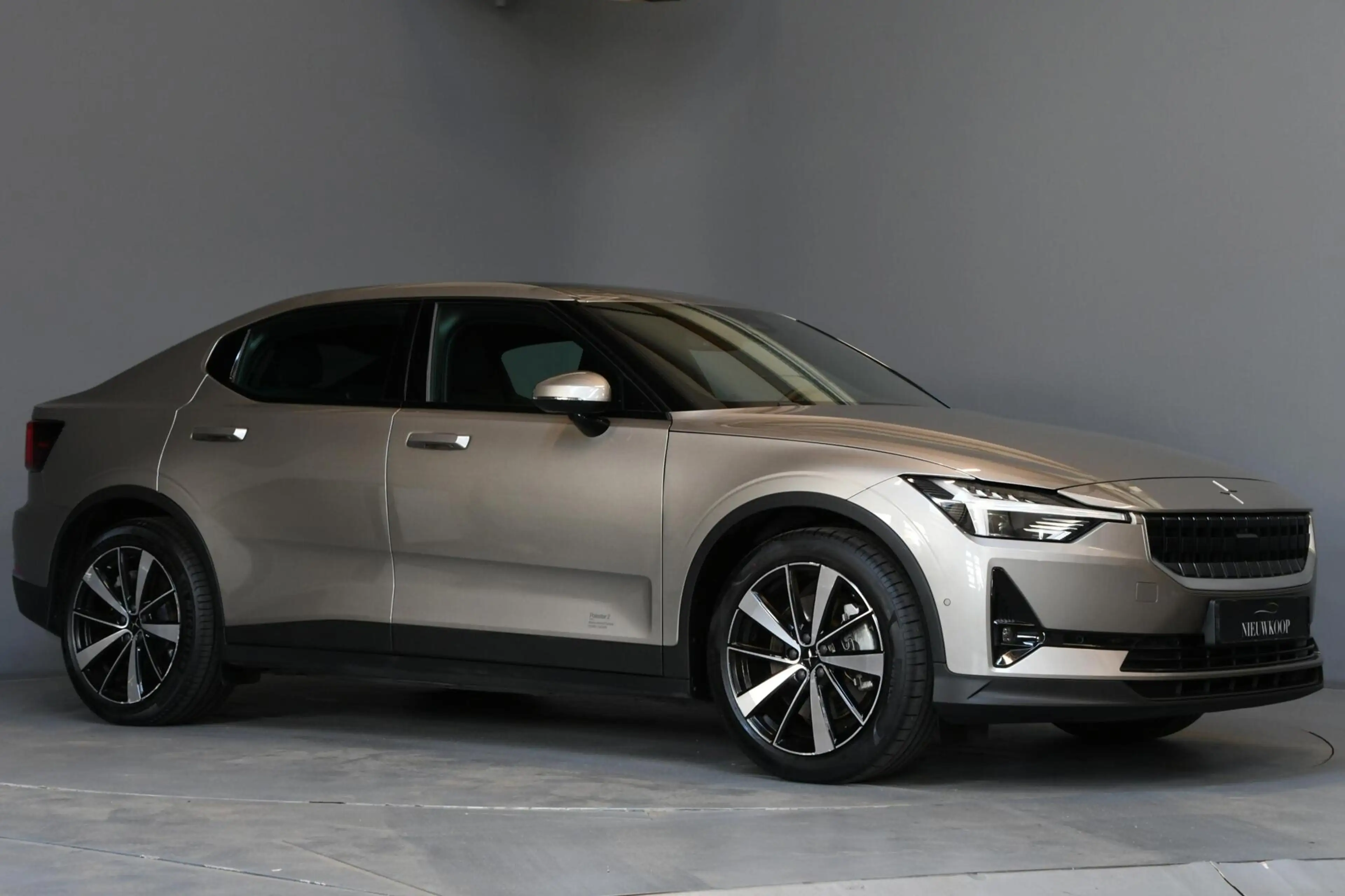 Polestar 2 Long Range Dual Motor 78 kWh | SOH 93,37% — photo 4