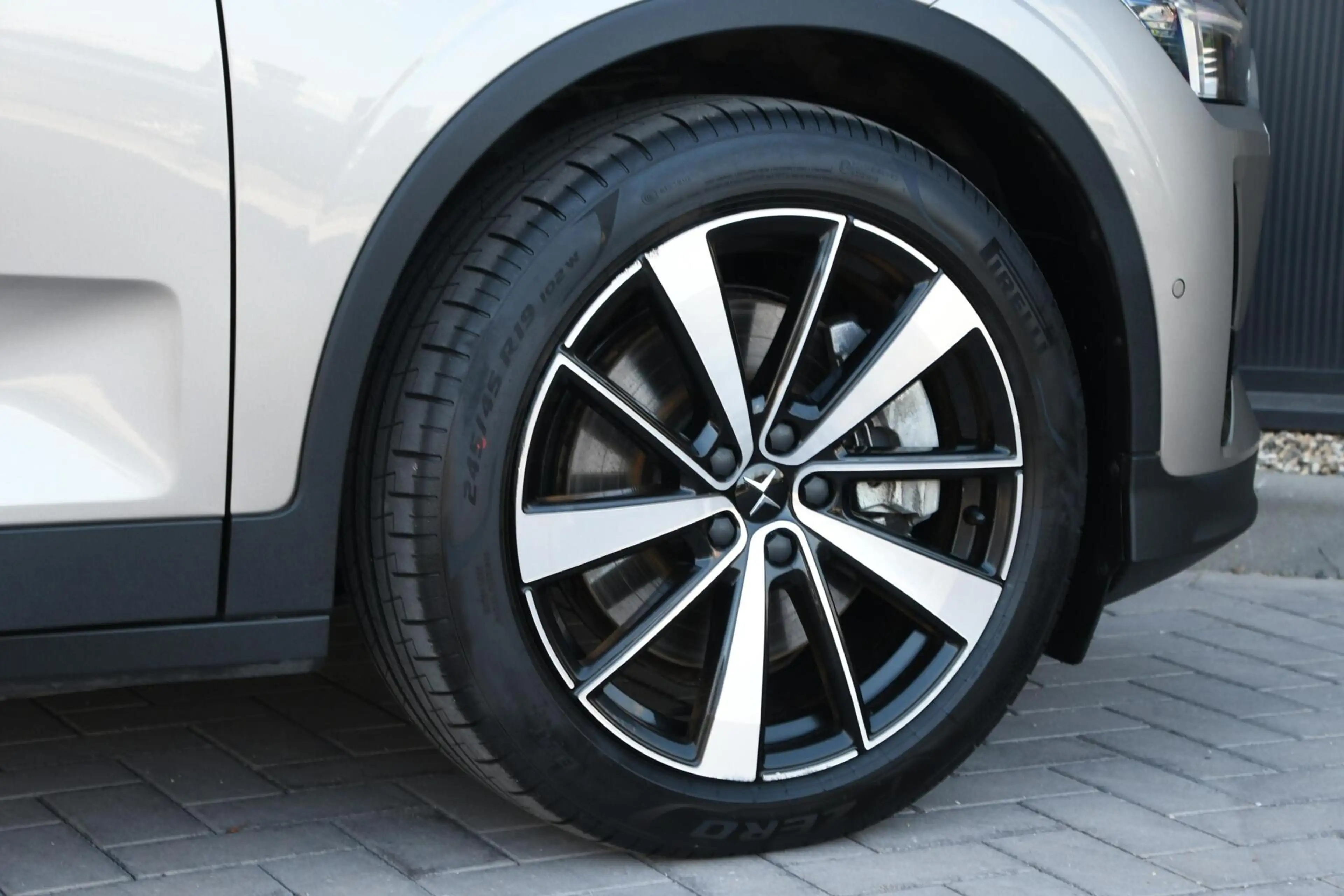 Polestar 2 Long Range Dual Motor 78 kWh | SOH 93,37% — photo 11