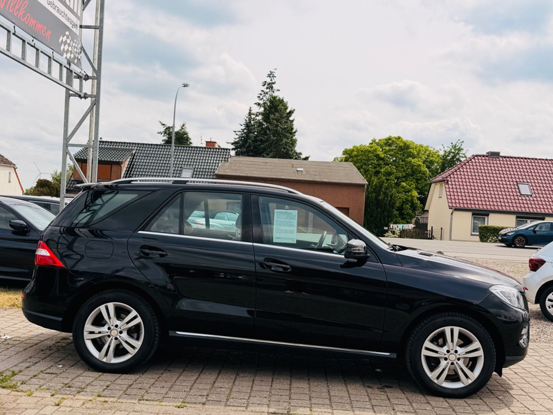 Mercedes-Benz ML 250 CDI BlueTec *AHK*LEDER*NAVI*PANORAMADACH* — photo 7