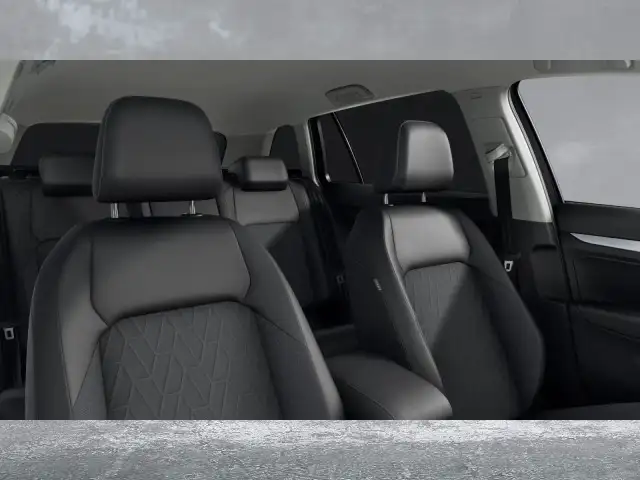 Volkswagen Golf view 10