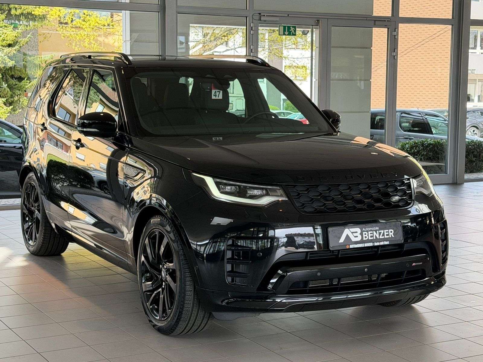 Second hand Land Rover Discovery 3.0