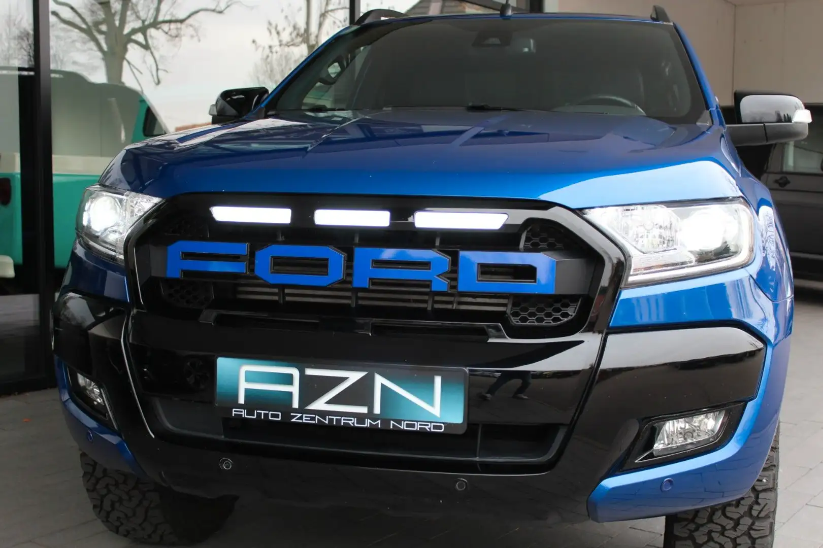 Ford Ranger 3.2 TDCi Wildtrak 4x4 Blue Edition 1.Hand Blauw - 2