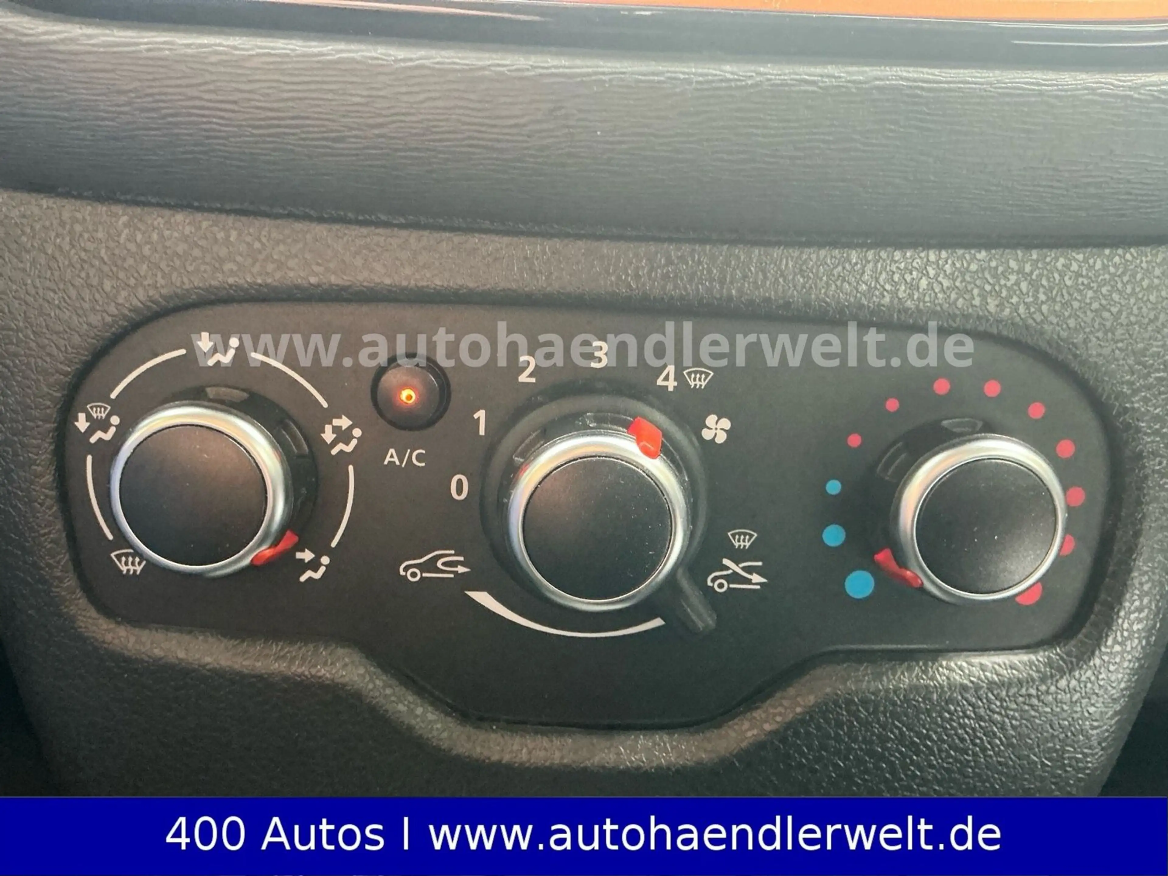 Dacia Dokker 1.2 Stepway Klima Navi — photo 15