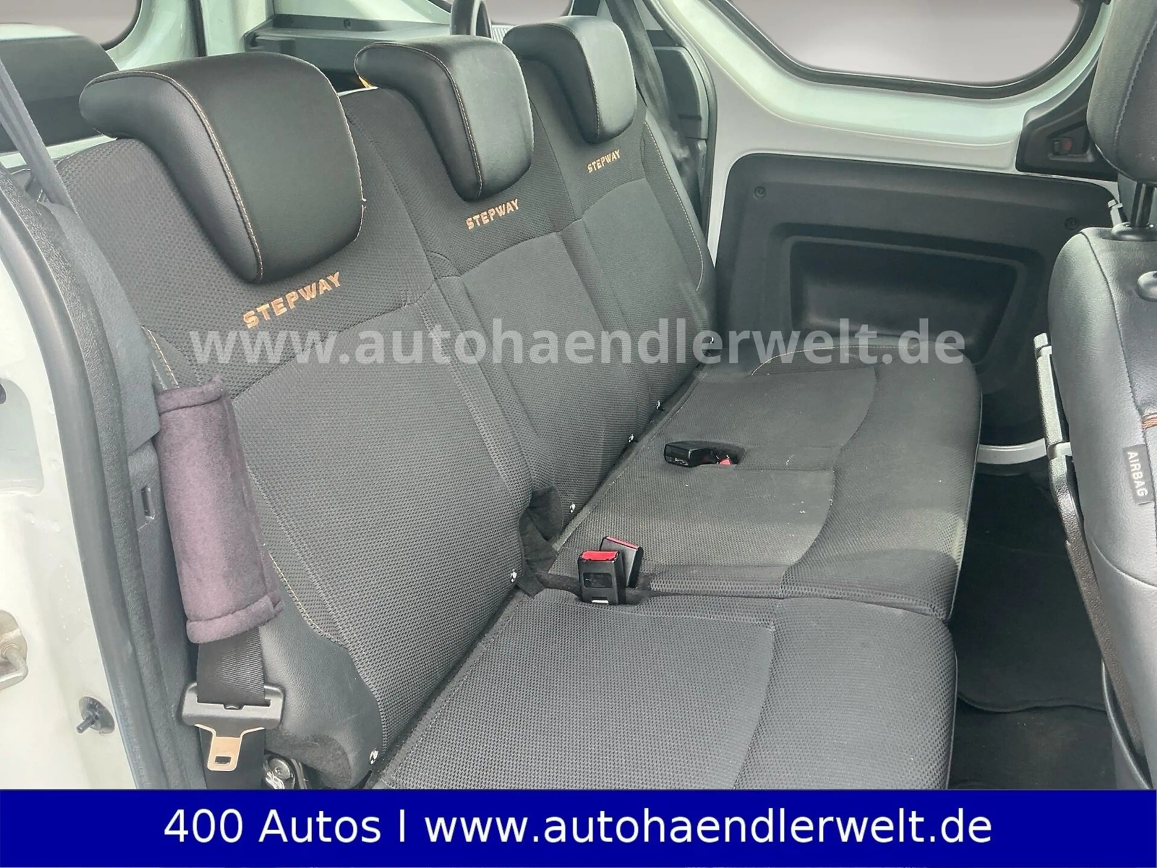 Dacia Dokker 1.2 Stepway Klima Navi — photo 12