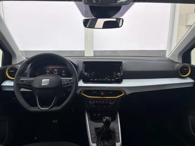 Seat Arona view 9