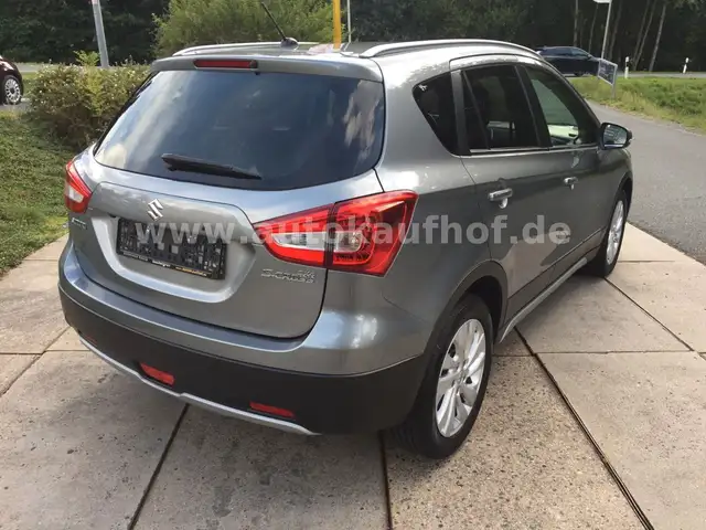 Suzuki SX4 view 8