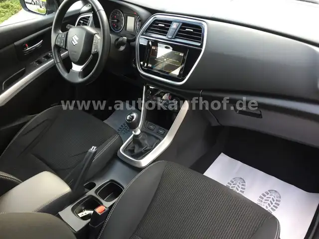 Suzuki SX4 view 12