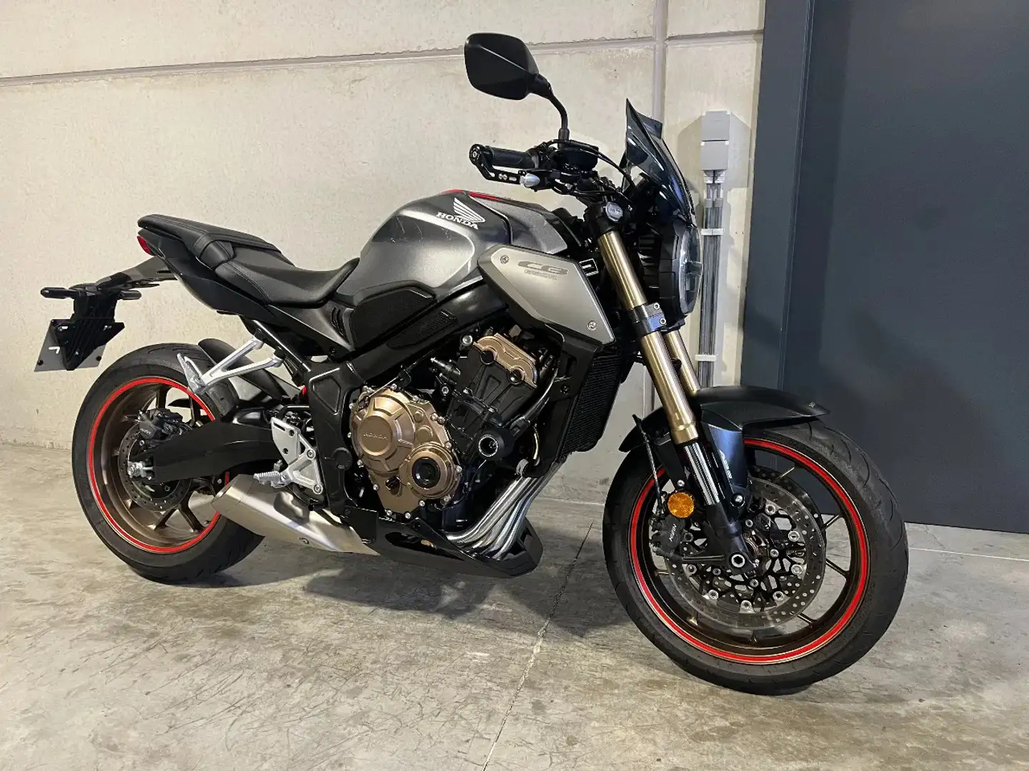 Honda CB 650 CB650R neo-retro naked met extra's - 1