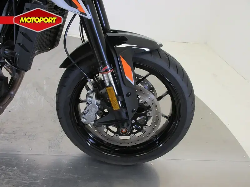 KTM 790 Duke - foto 6