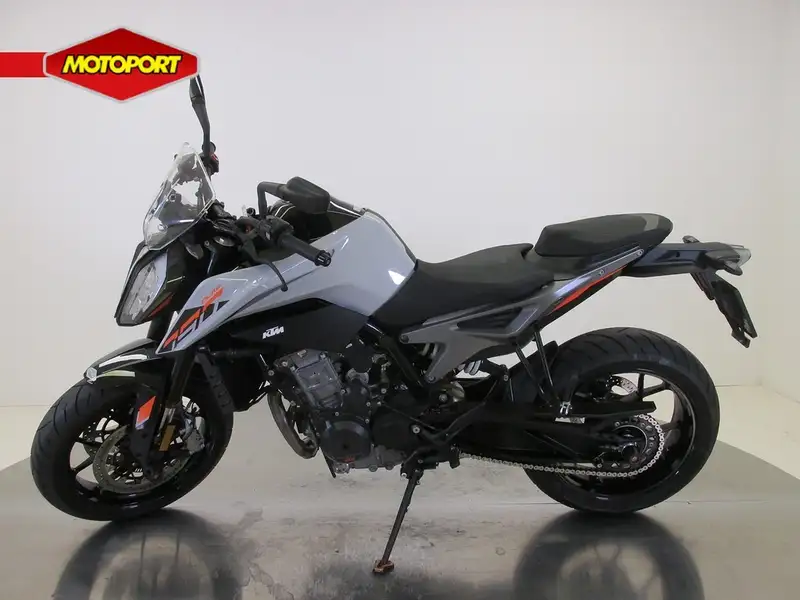 KTM 790 Duke - foto 4