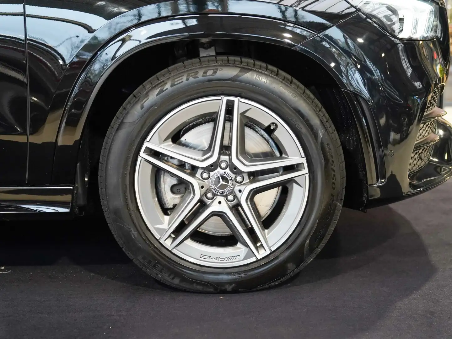 Mercedes-Benz GLE 580 GLE 580 4M AMG Line Night E-ACTIVE BODY Pano AHK Schwarz - 2