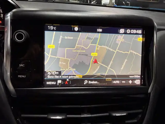 Peugeot 208 view 13