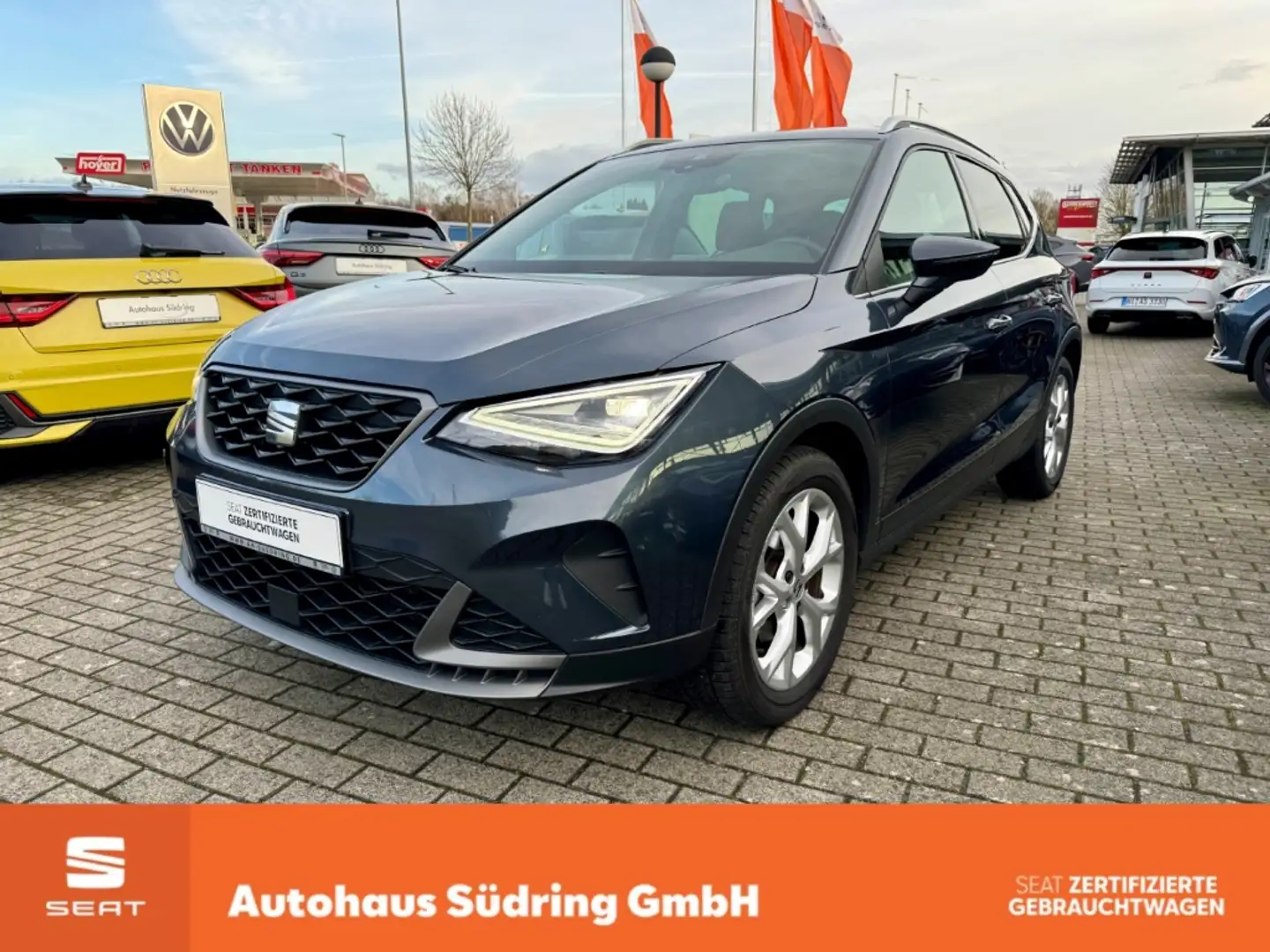 SEAT Arona 1,0 TSI FR Navi LED ACC FULL LINK Grau - 1