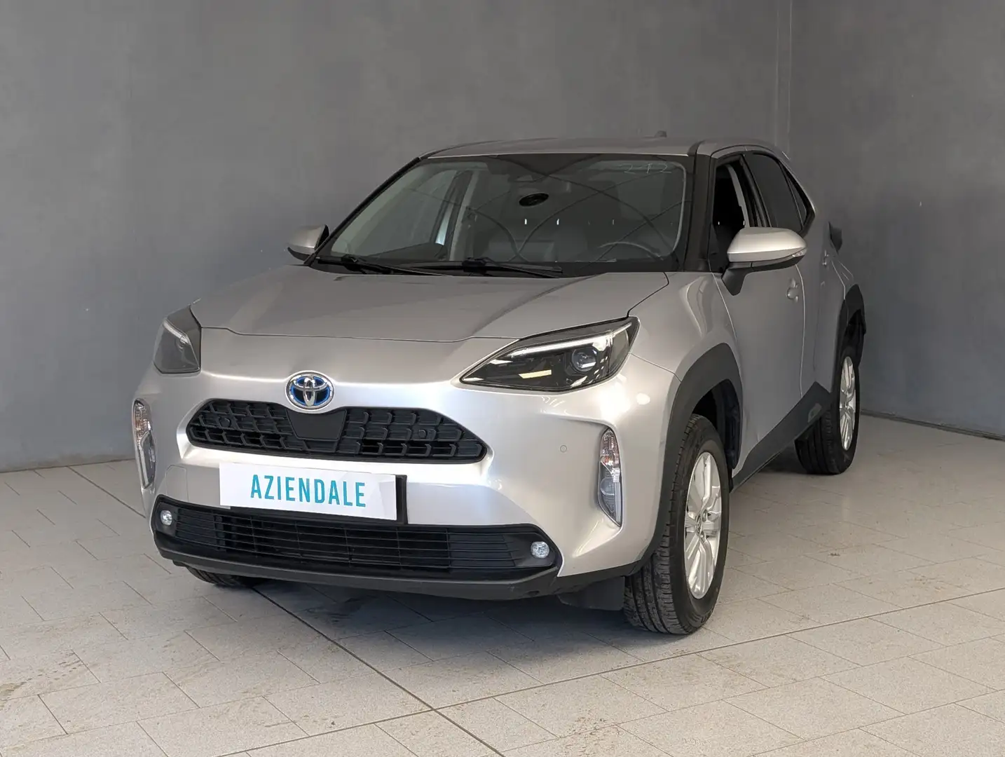 Toyota Yaris 1.5 HYBRID 116CV E-CVT BUSINESS Argento - 2