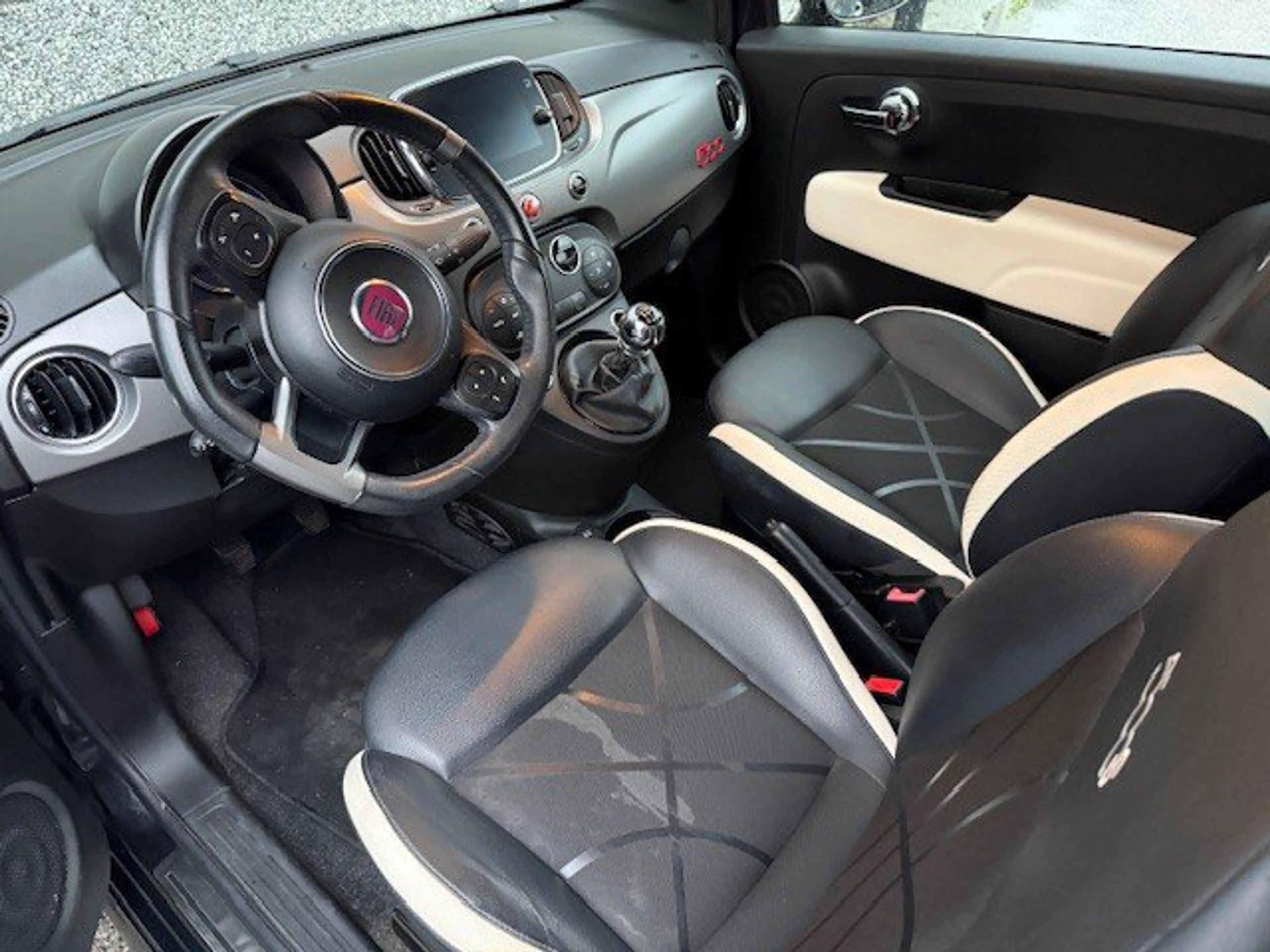 Fiat 500 *AC*CAR PLAY*HALF LEDER* 1.2 Benzine — photo 8