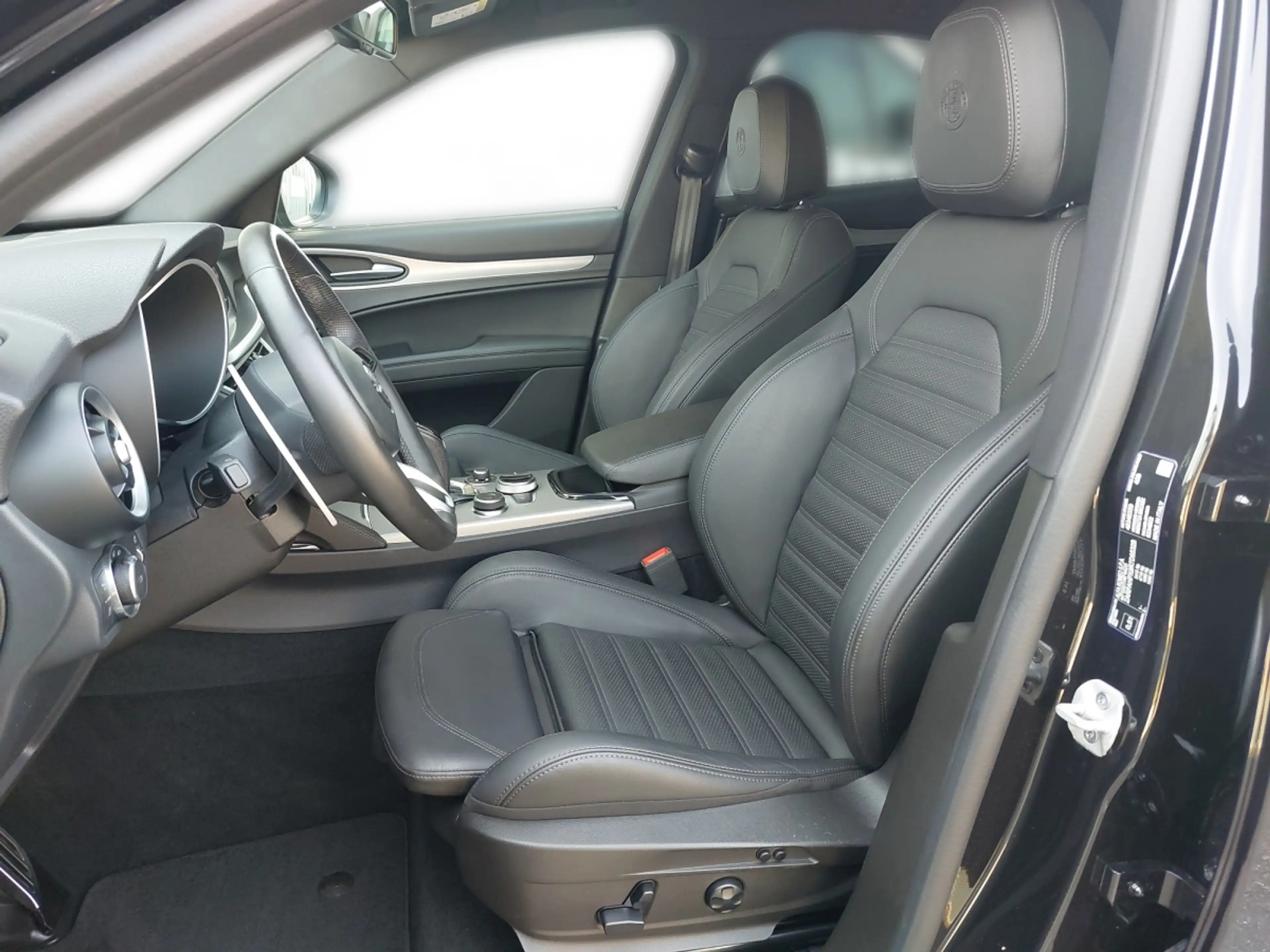 Alfa Romeo Stelvio Veloce 2.2 16V 210 AT8 Q4 — photo 5