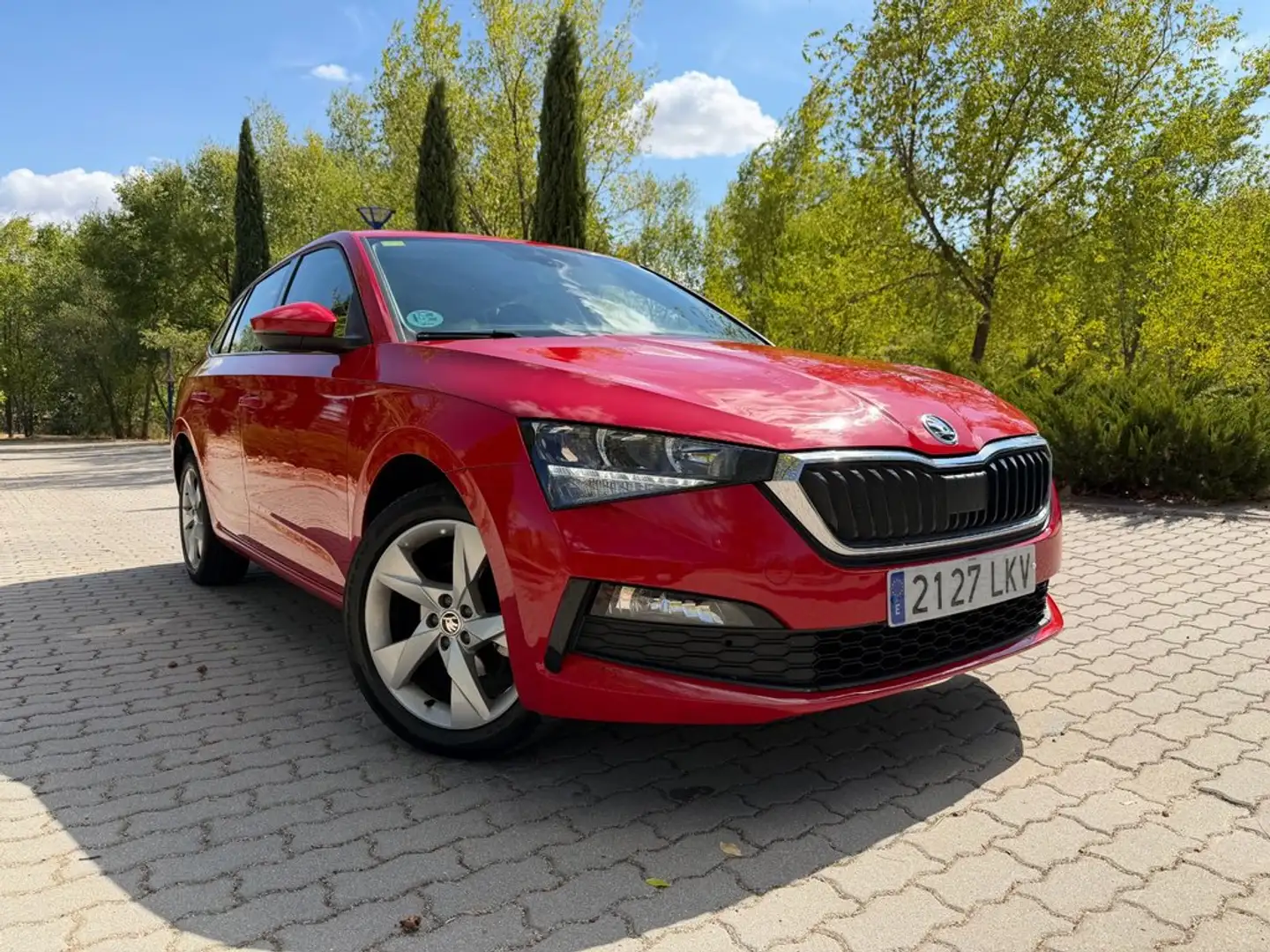 Skoda Scala 1.6 TDI 85 KW (115 CV) Ambition Rojo - 2