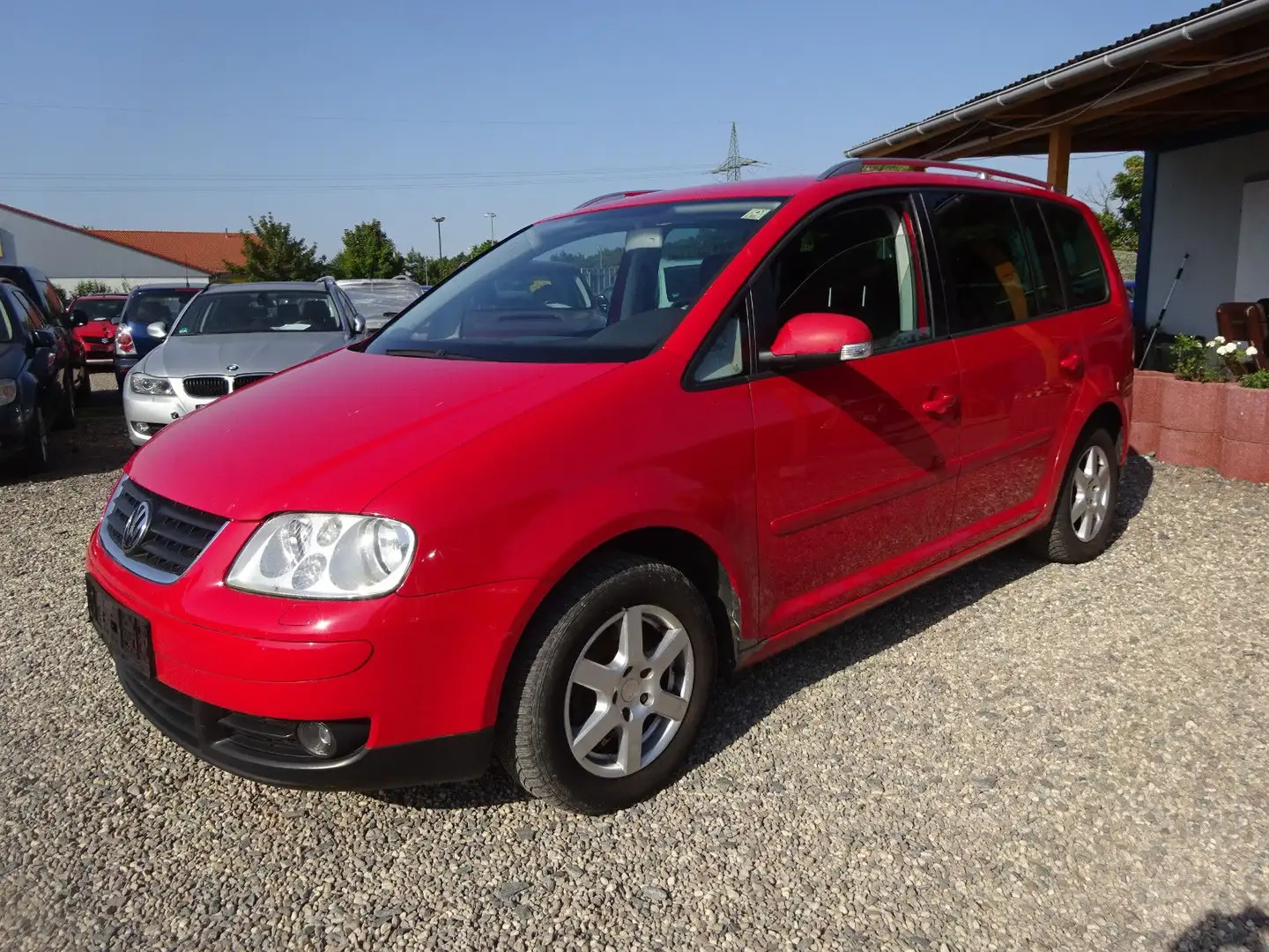 Volkswagen Touran 1.6 FSI Highline Rot - 1