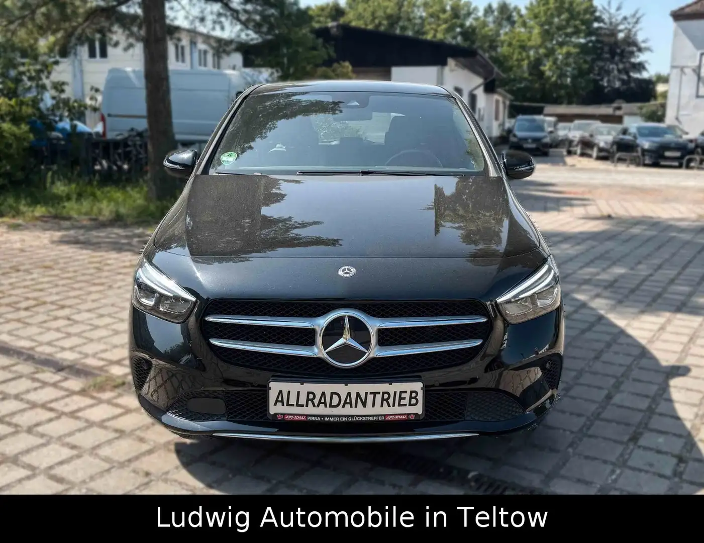 Mercedes-Benz B 220 4Matic Allrad*Kamera*grosses Display Schwarz - 2