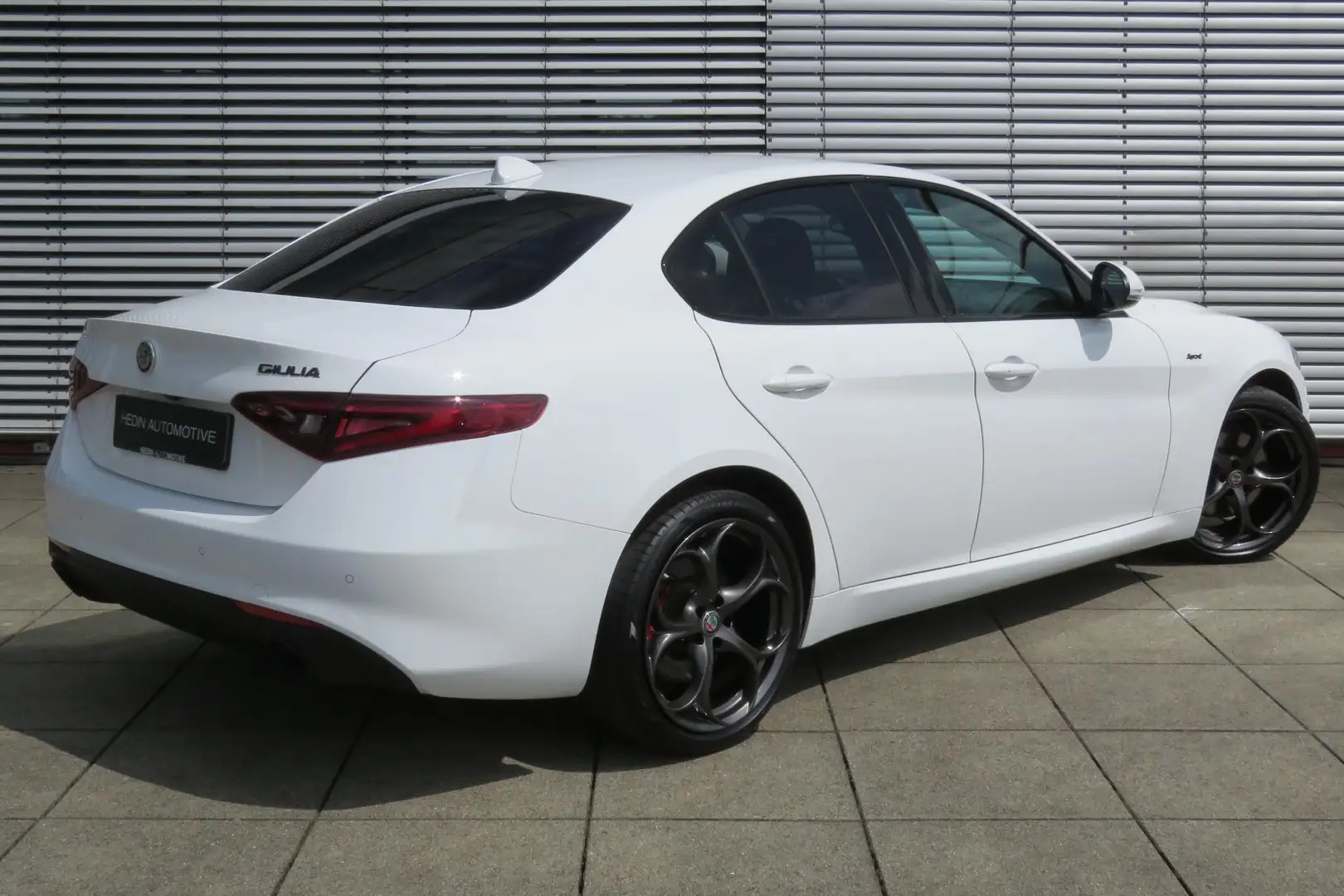 Alfa Romeo Giulia 2.0T Sprint | Automaat | 19'' Velgen | Veloce Inte Blanco - 2
