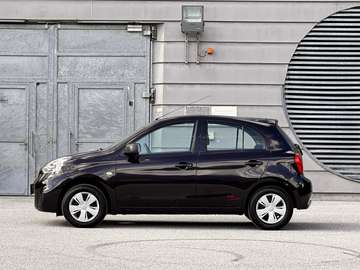 Tirol Edition / Klima / Benzin / USB / Bluetooth