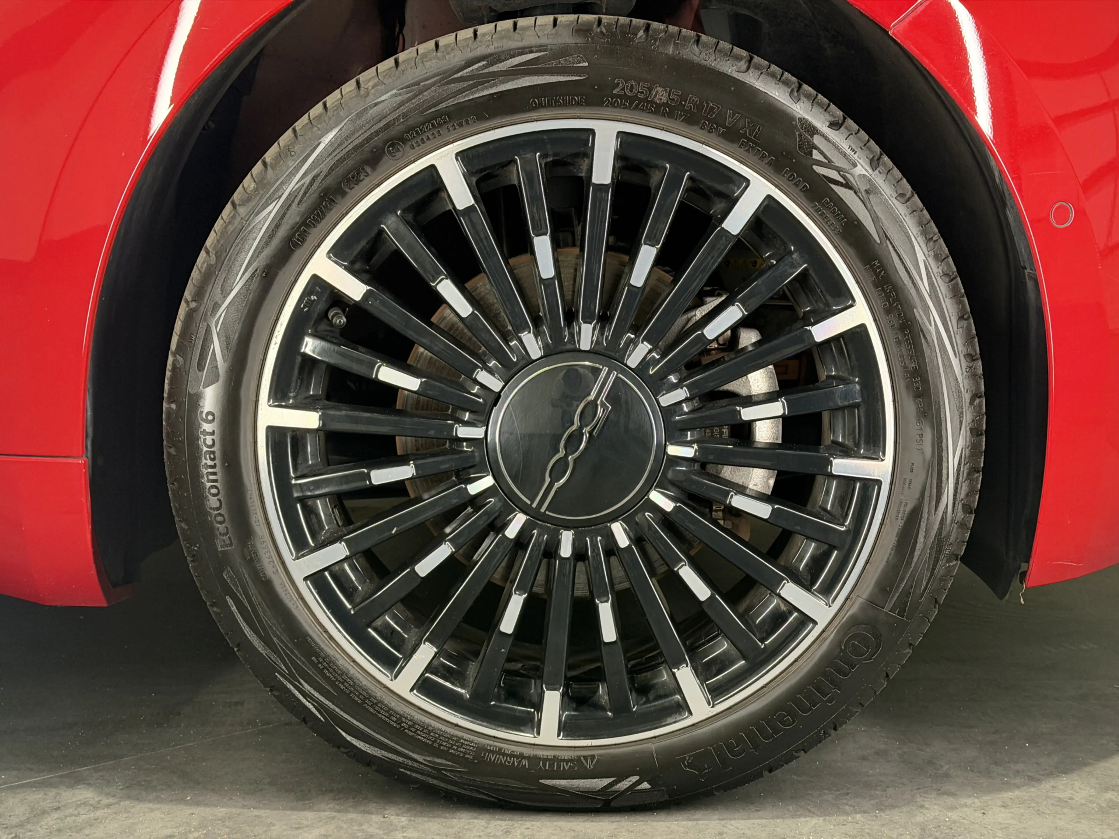 Fiat 500 La Prima 42 kWh | Luxe Leder | ACC | Keyless | Pan — photo 15
