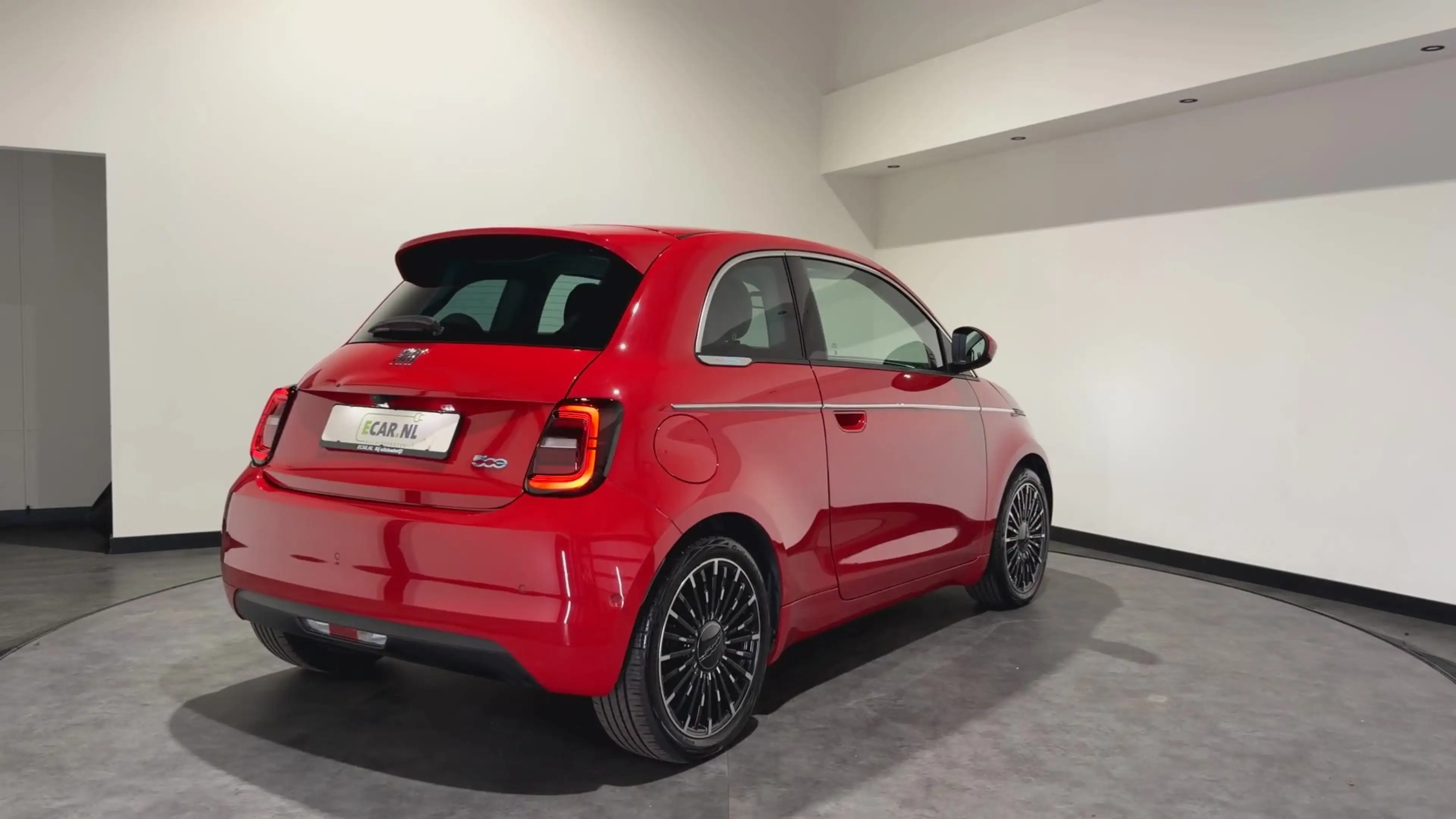 Fiat 500 La Prima 42 kWh | Luxe Leder | ACC | Keyless | Pan — photo 3