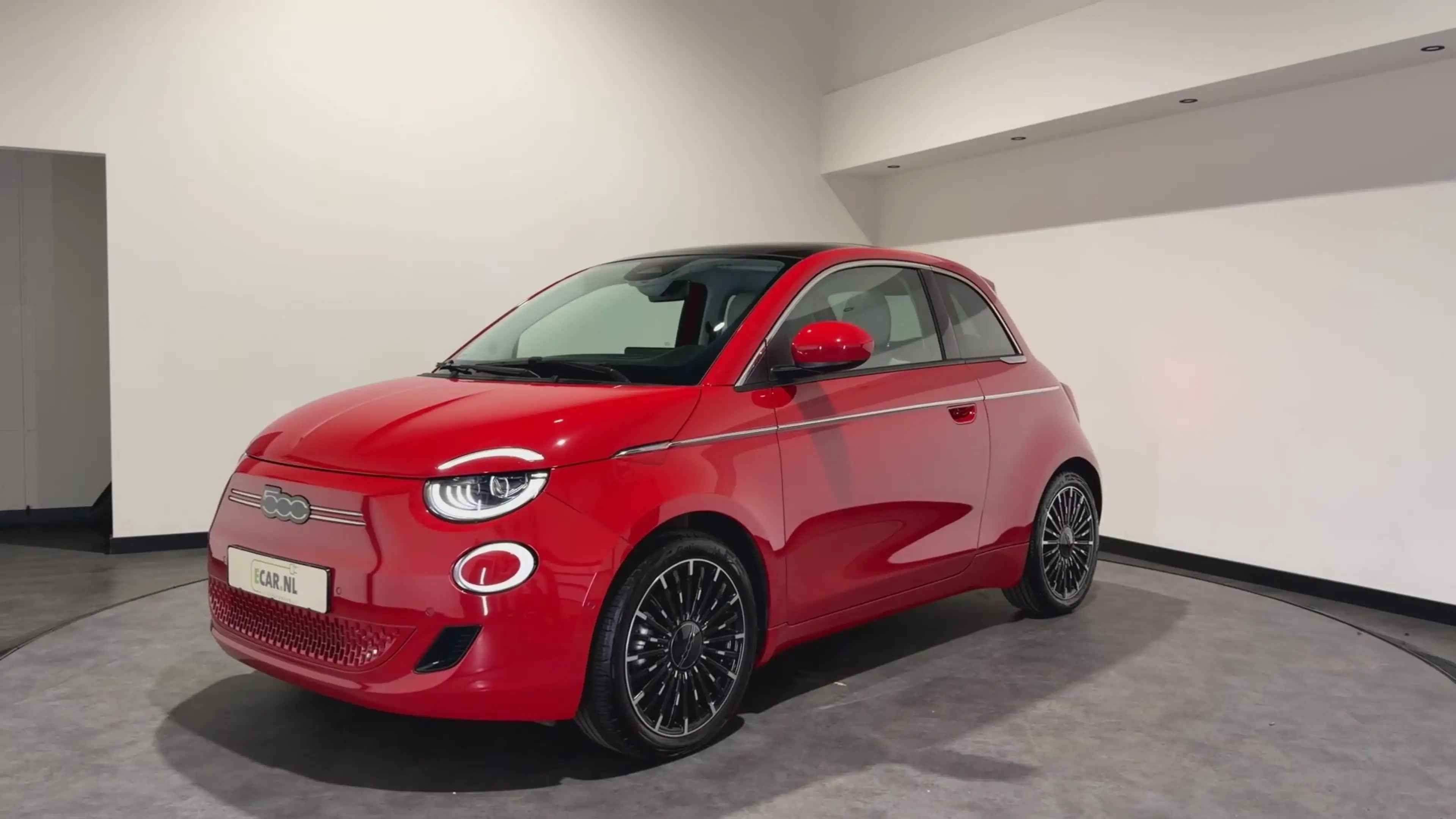 Fiat 500 La Prima 42 kWh | Luxe Leder | ACC | Keyless | Pan — photo 7