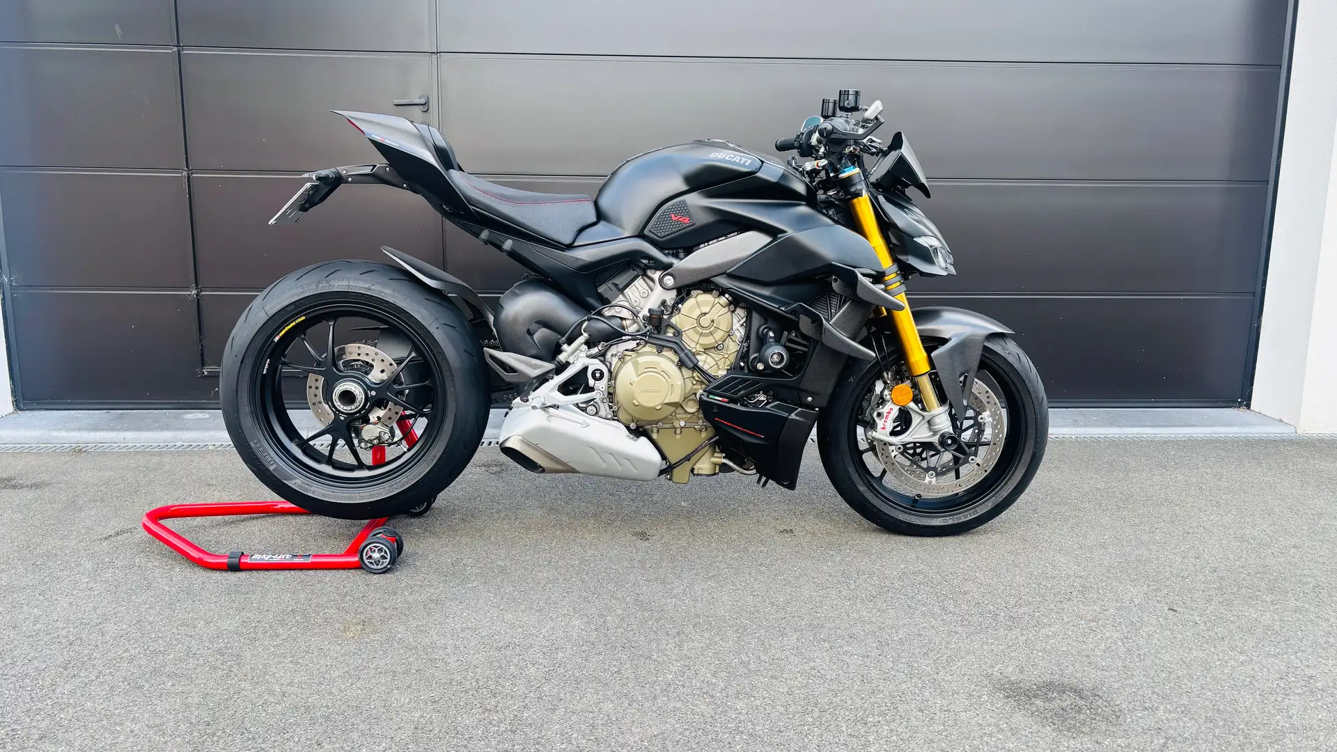 Ducati Streetfighter V4s ( dark stealth) Noir - 1