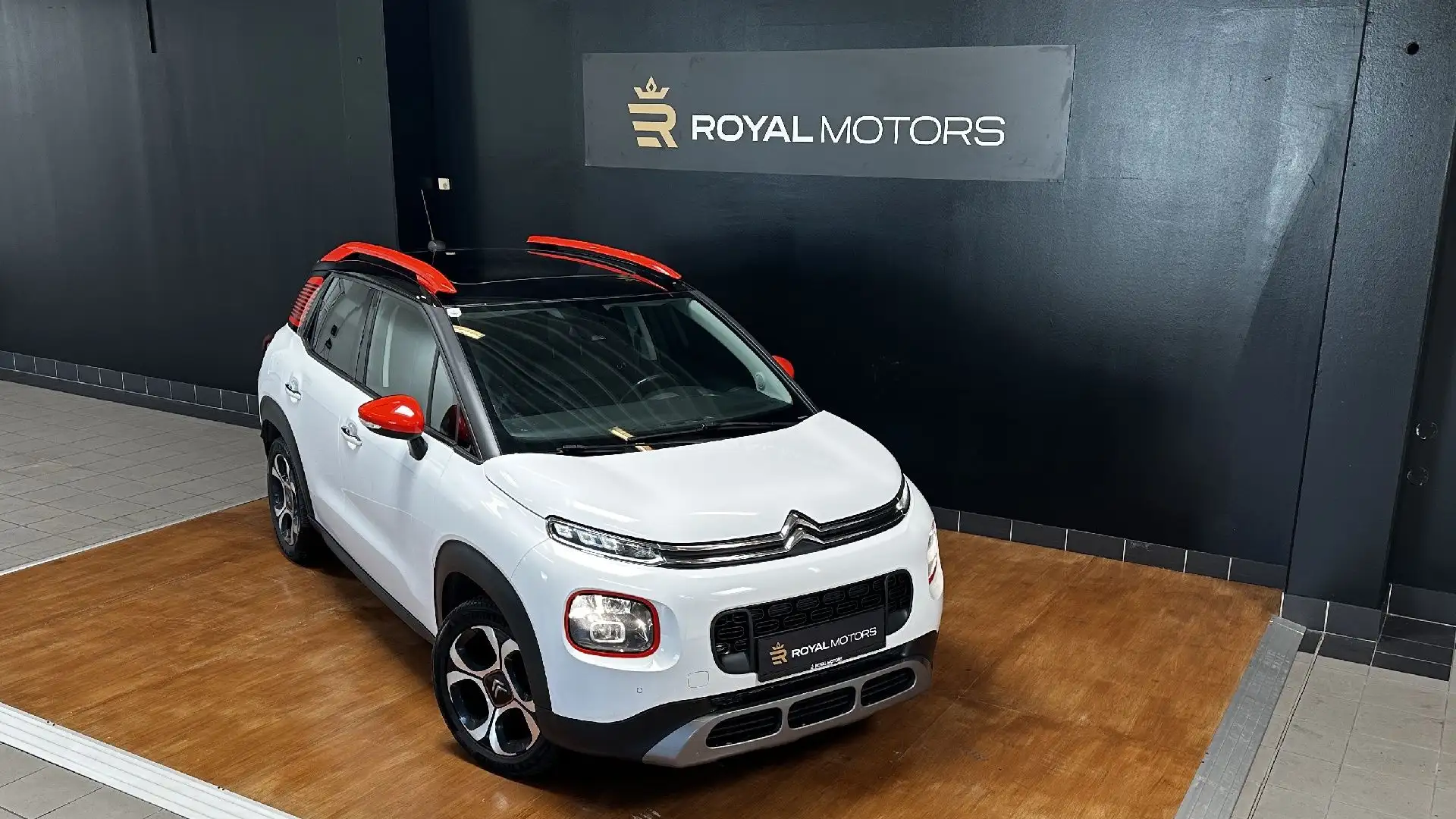 Citroen C3 Aircross 1.6 BlueHDi 120 Shine Weiß - 2