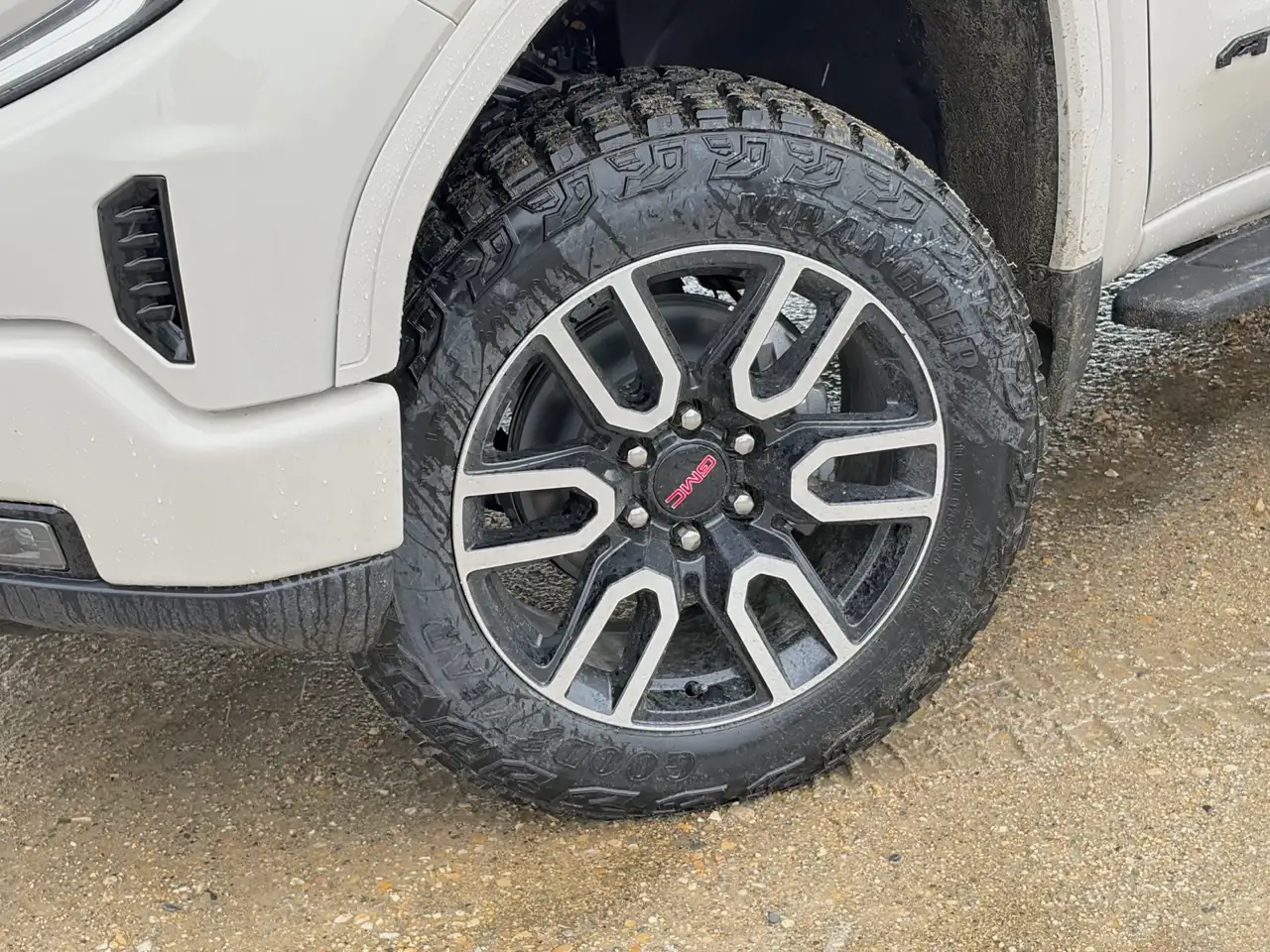 GMC Sierra 1500 photo GMC Sierra 1500