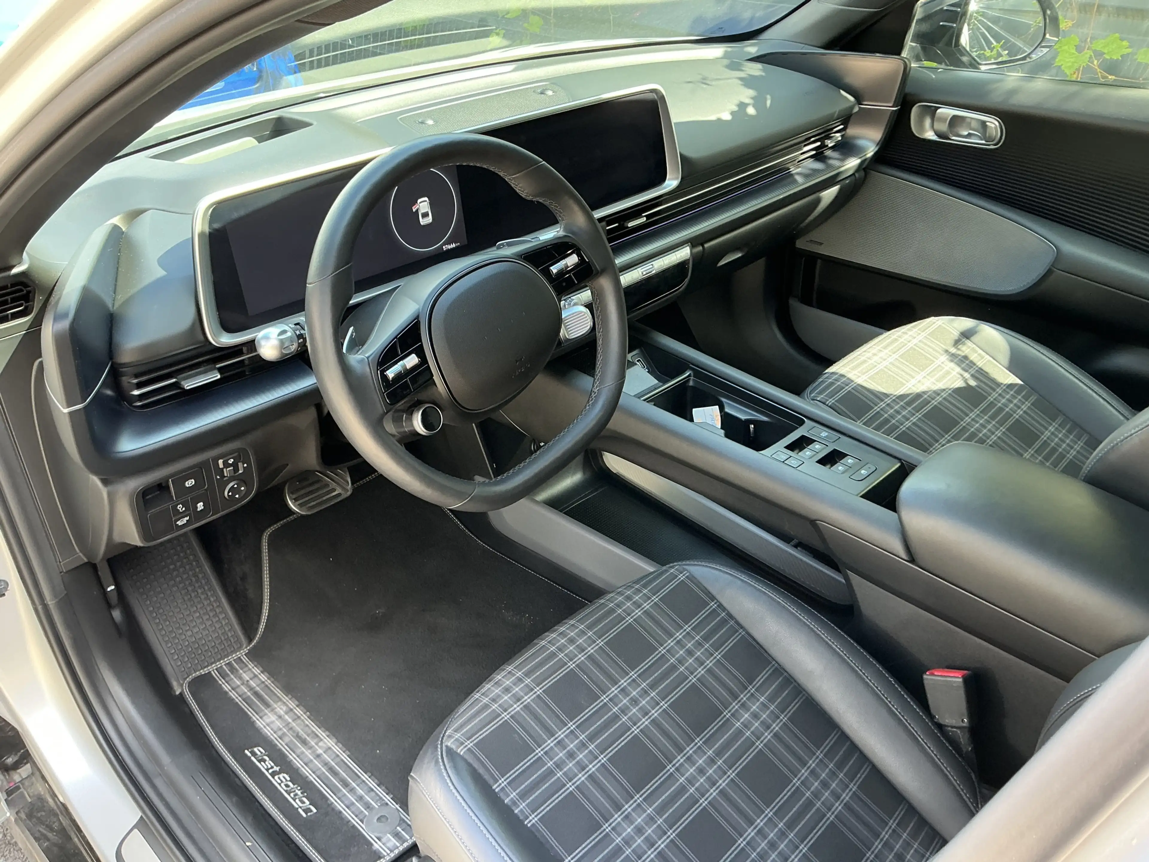 Hyundai IONIQ 6 First Edition Leder Pano BOSE ACC 4WD — photo 6