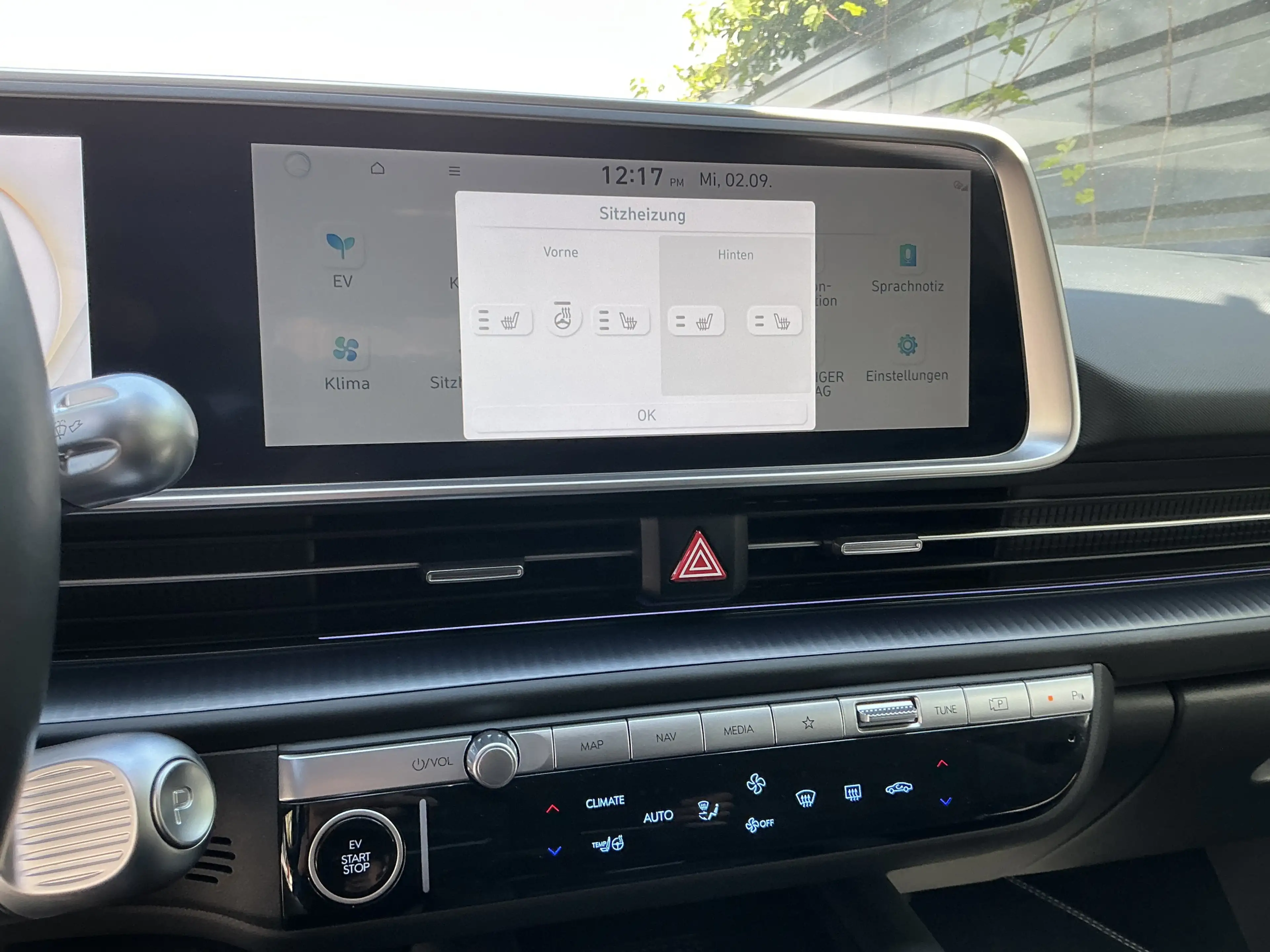 Hyundai IONIQ 6 First Edition Leder Pano BOSE ACC 4WD — photo 13