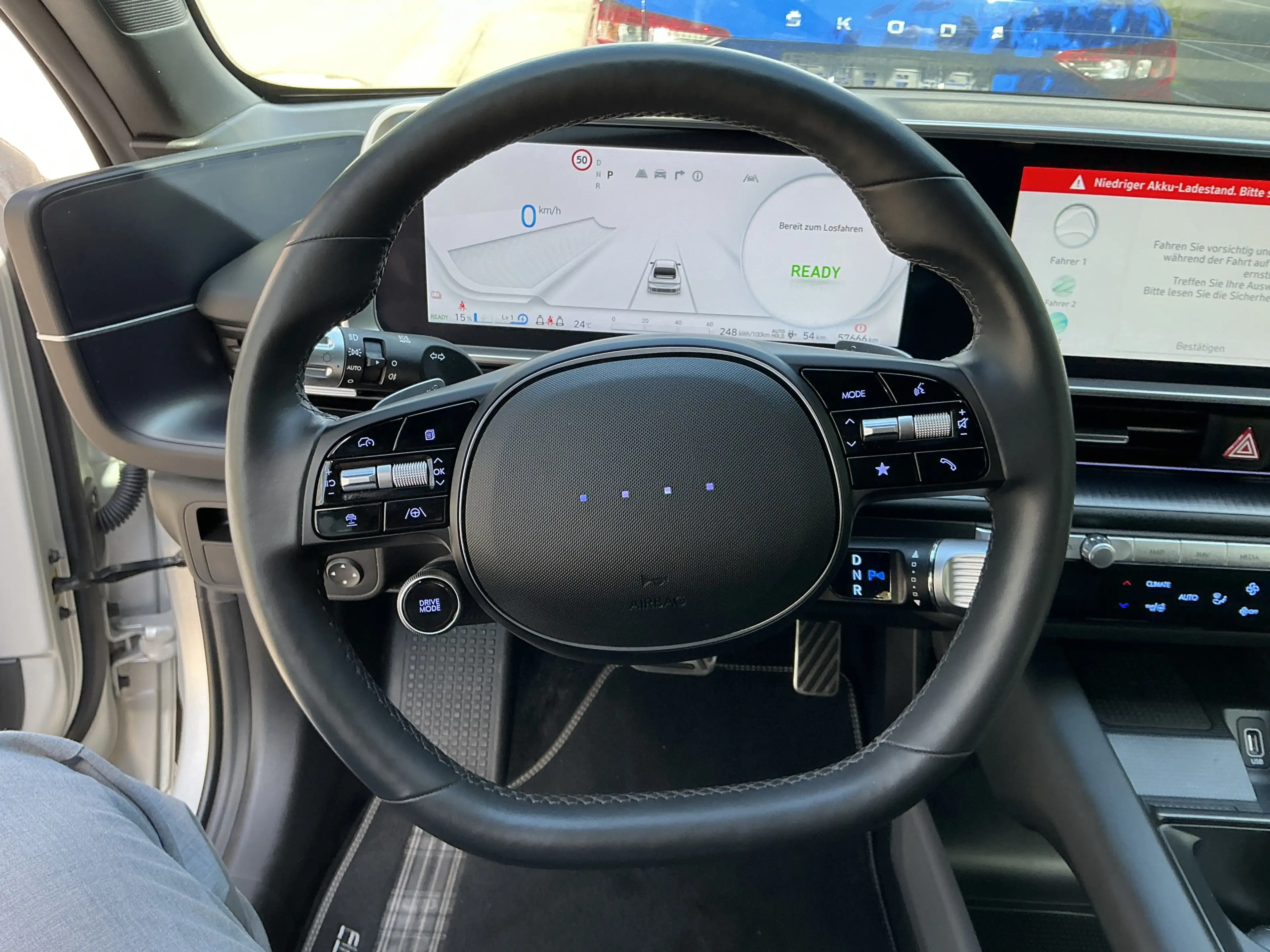 Hyundai IONIQ 6 First Edition Leder Pano BOSE ACC 4WD — photo 11