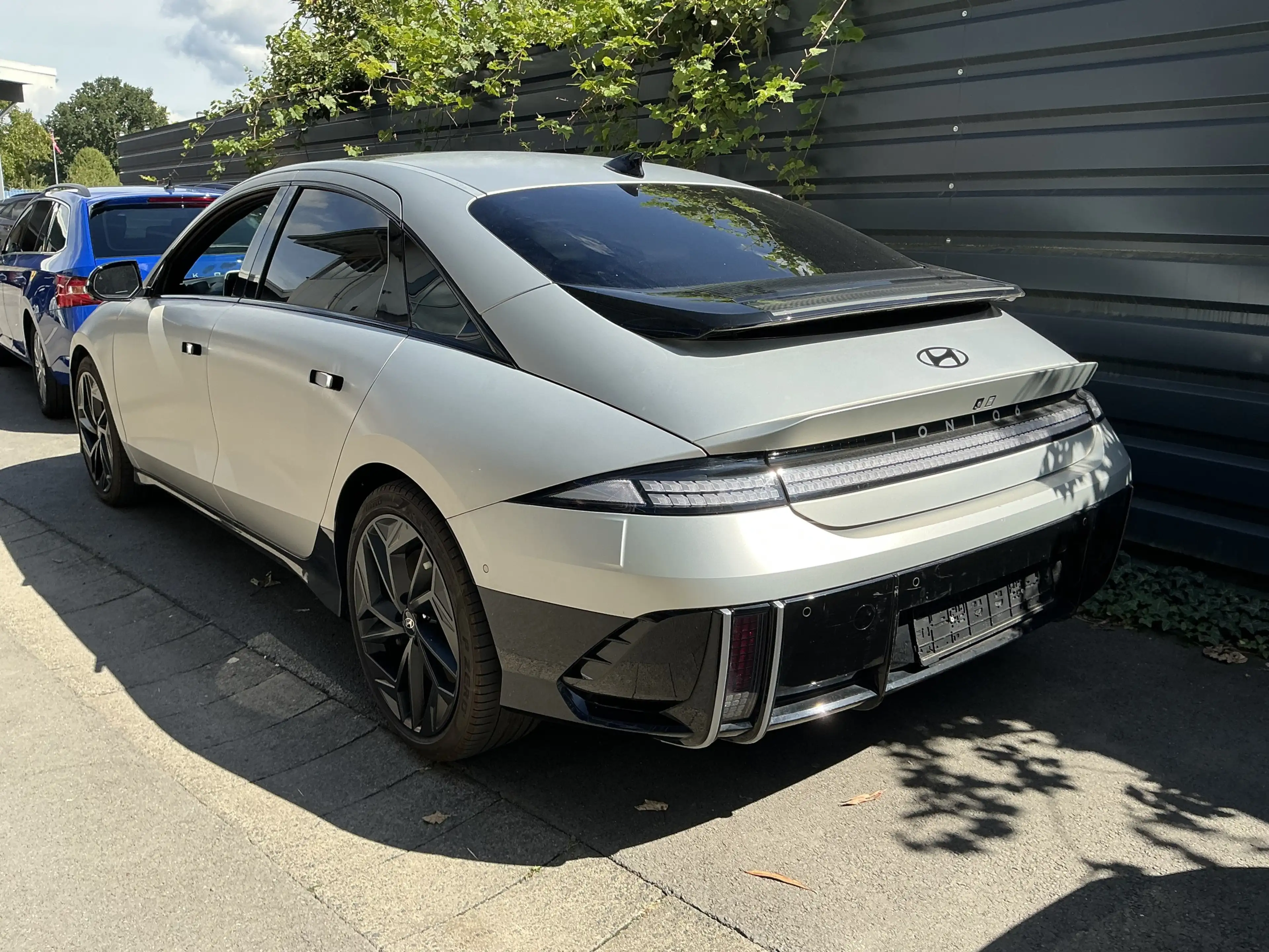 Hyundai IONIQ 6 First Edition Leder Pano BOSE ACC 4WD — photo 2