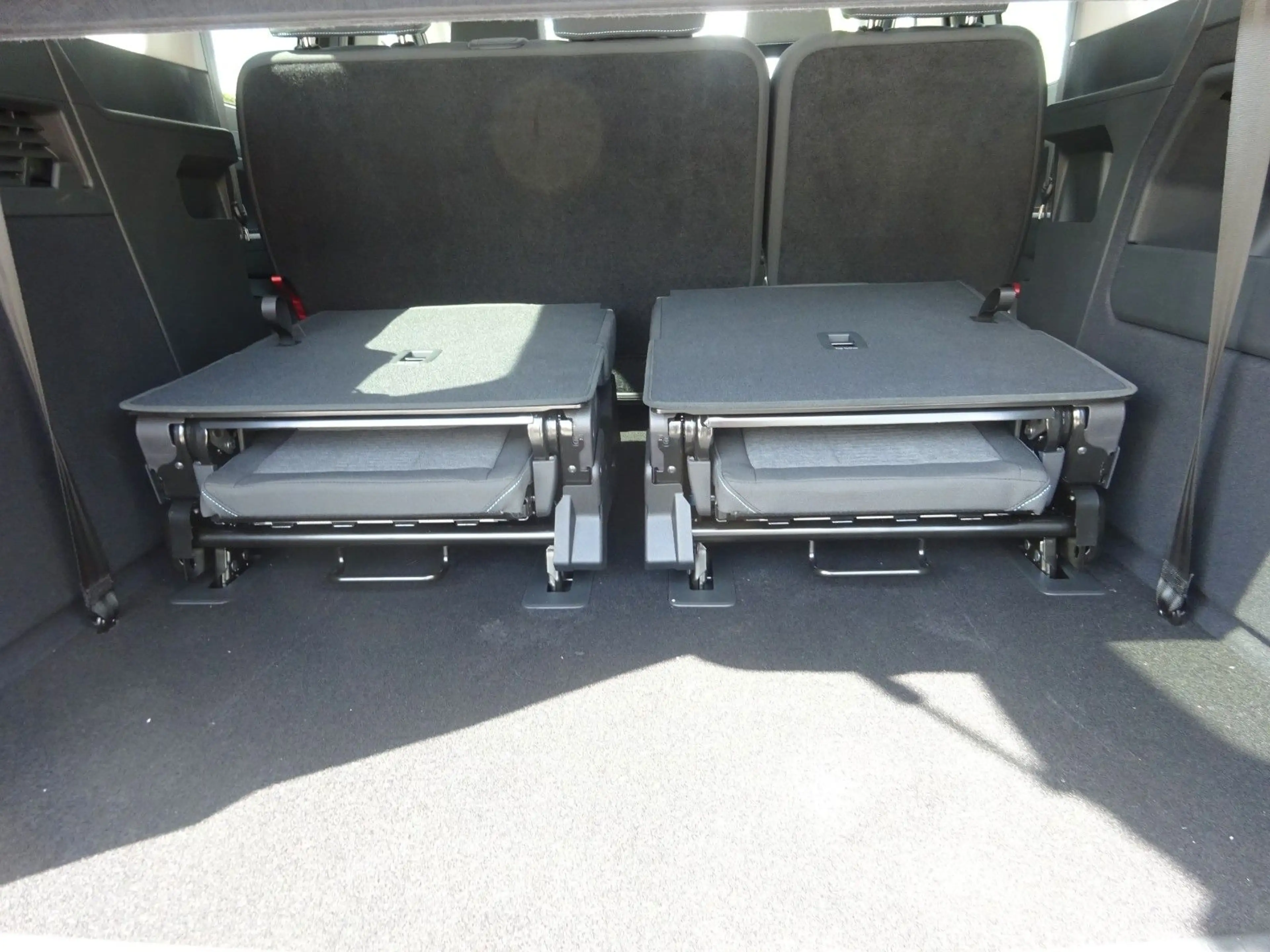 Ford Grand Tourneo Connect Active AWD Stndhz AGR-Sitz — photo 7