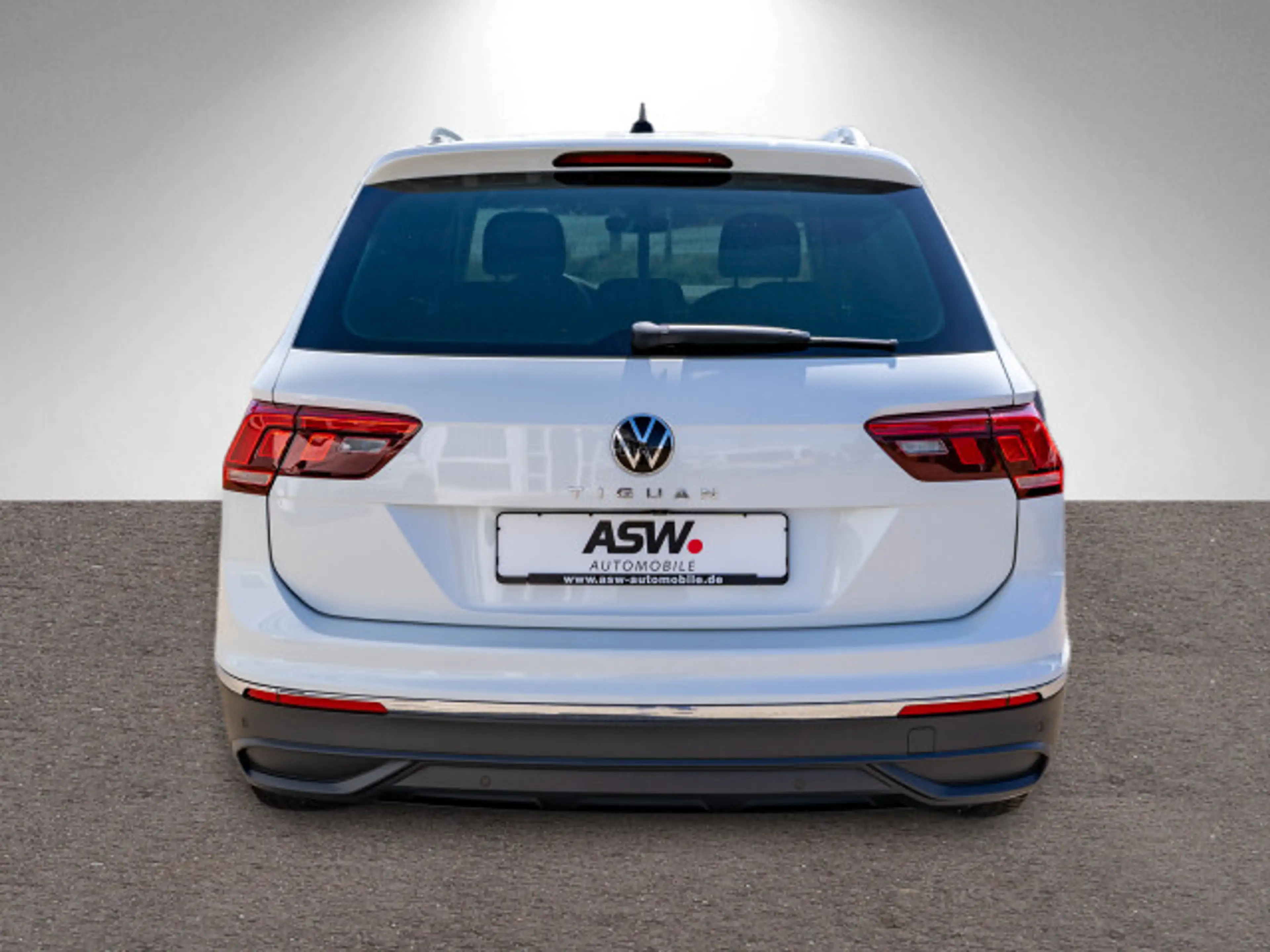 Volkswagen Tiguan Active 1.5 TSI DSG LED Navi RFK SHZ ACC — photo 6