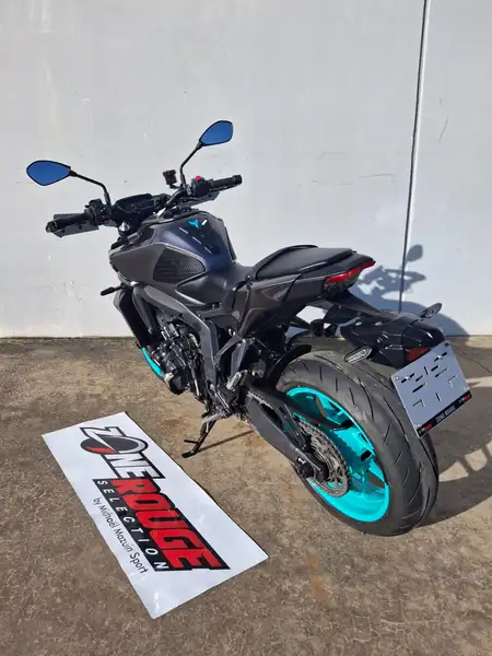 Yamaha MT-09 - foto 4