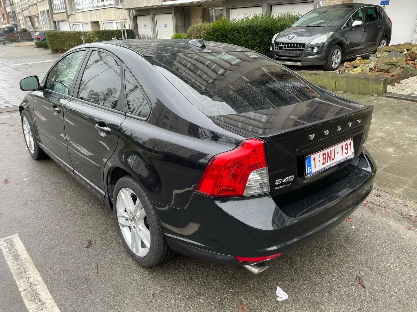 Volvo S40 2.5 T5 Business Edition Geartronic crna - 2