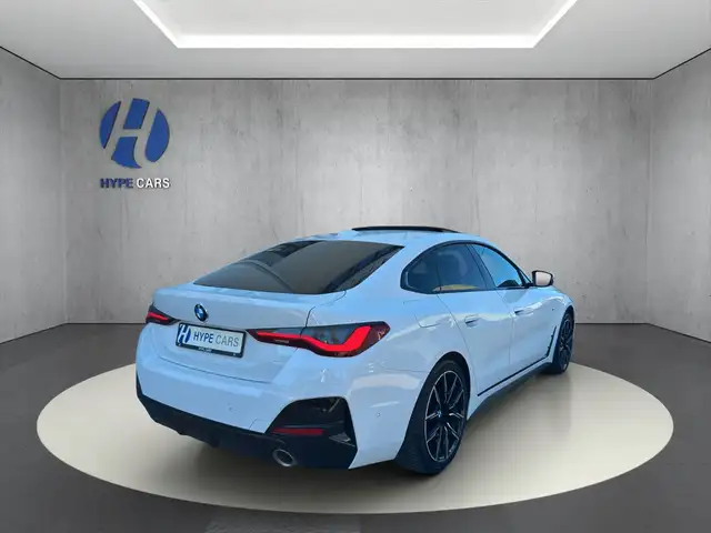 BMW 4 Series view 4