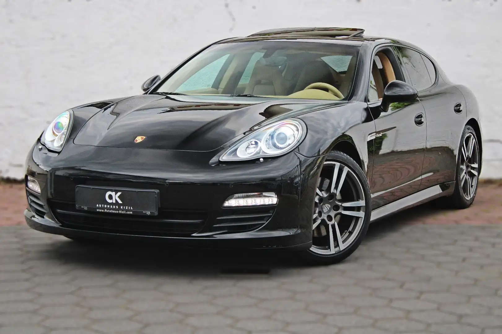 Porsche Panamera Diesel 20* Turbo, S-Dach, Kamera, Sport Siyah - 1