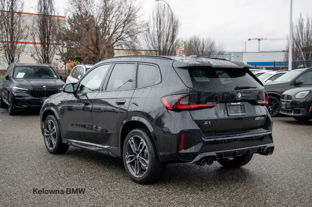 BMW X1 снимка BMW X1