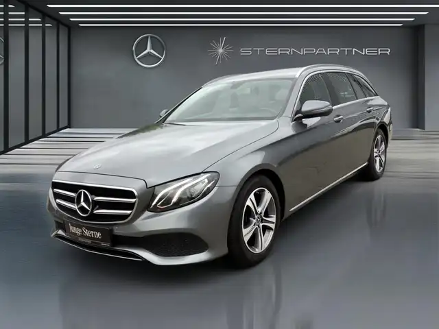 Mercedes-Benz E 200 d T AVANTGARDE +KAMERA+NAVI+LED+AMBIENTE