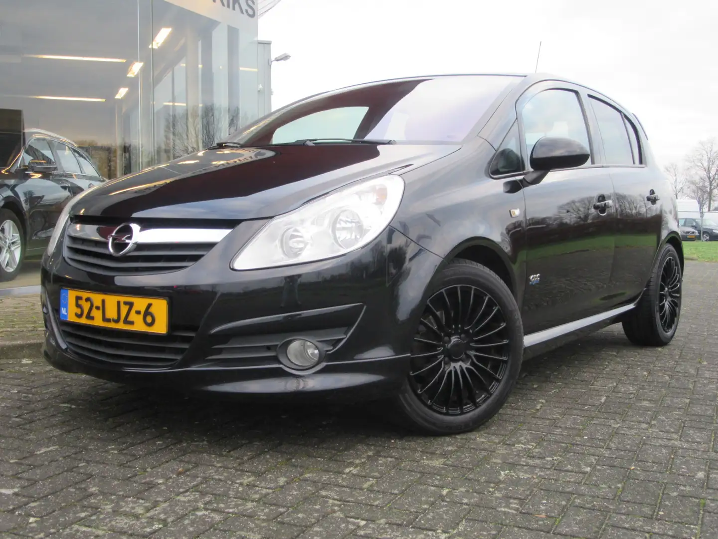 Opel Corsa 1.4-16V OPC Line Automaat (occasion) Schwarz - 1